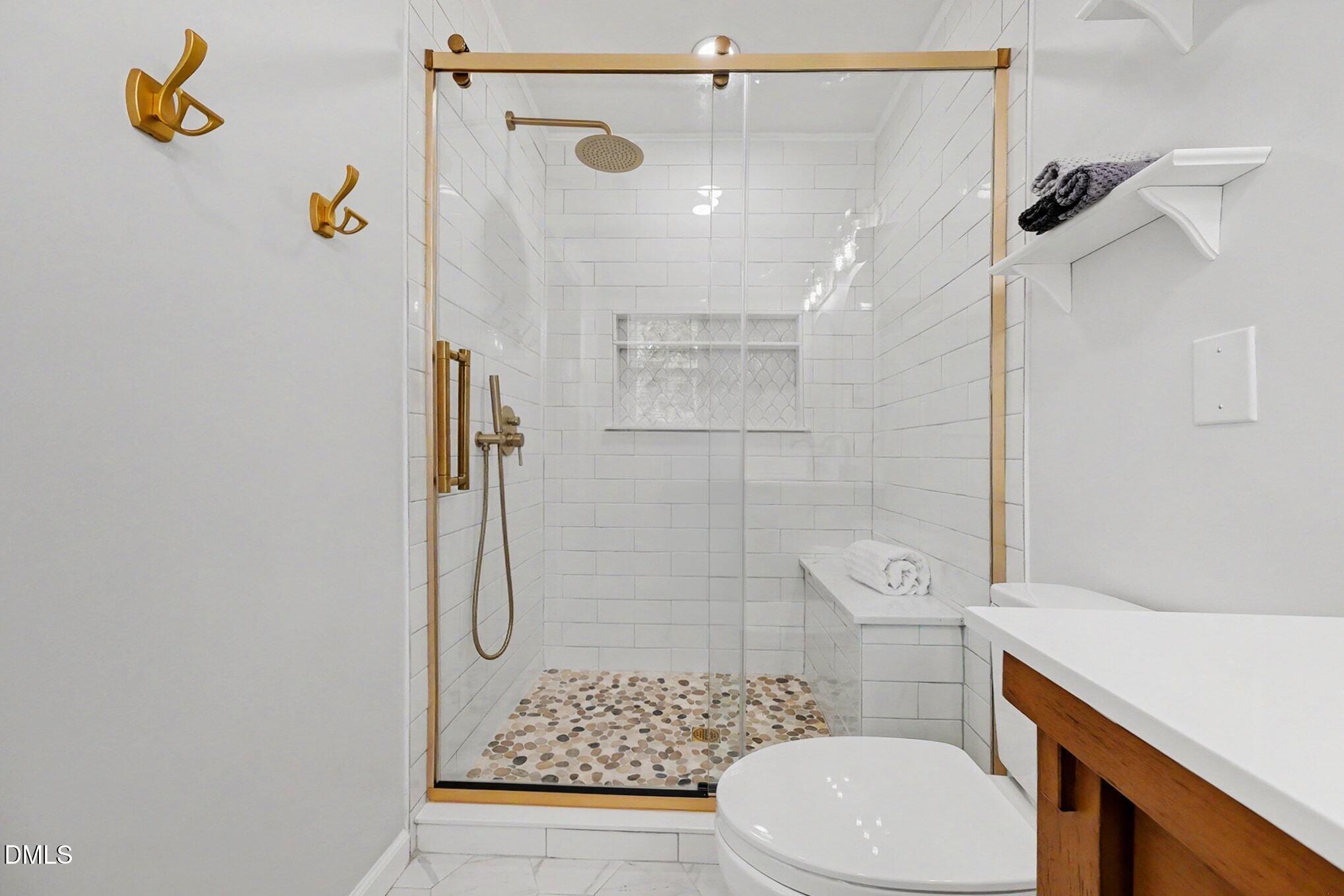 1016 Hadel Place Property Photo 14