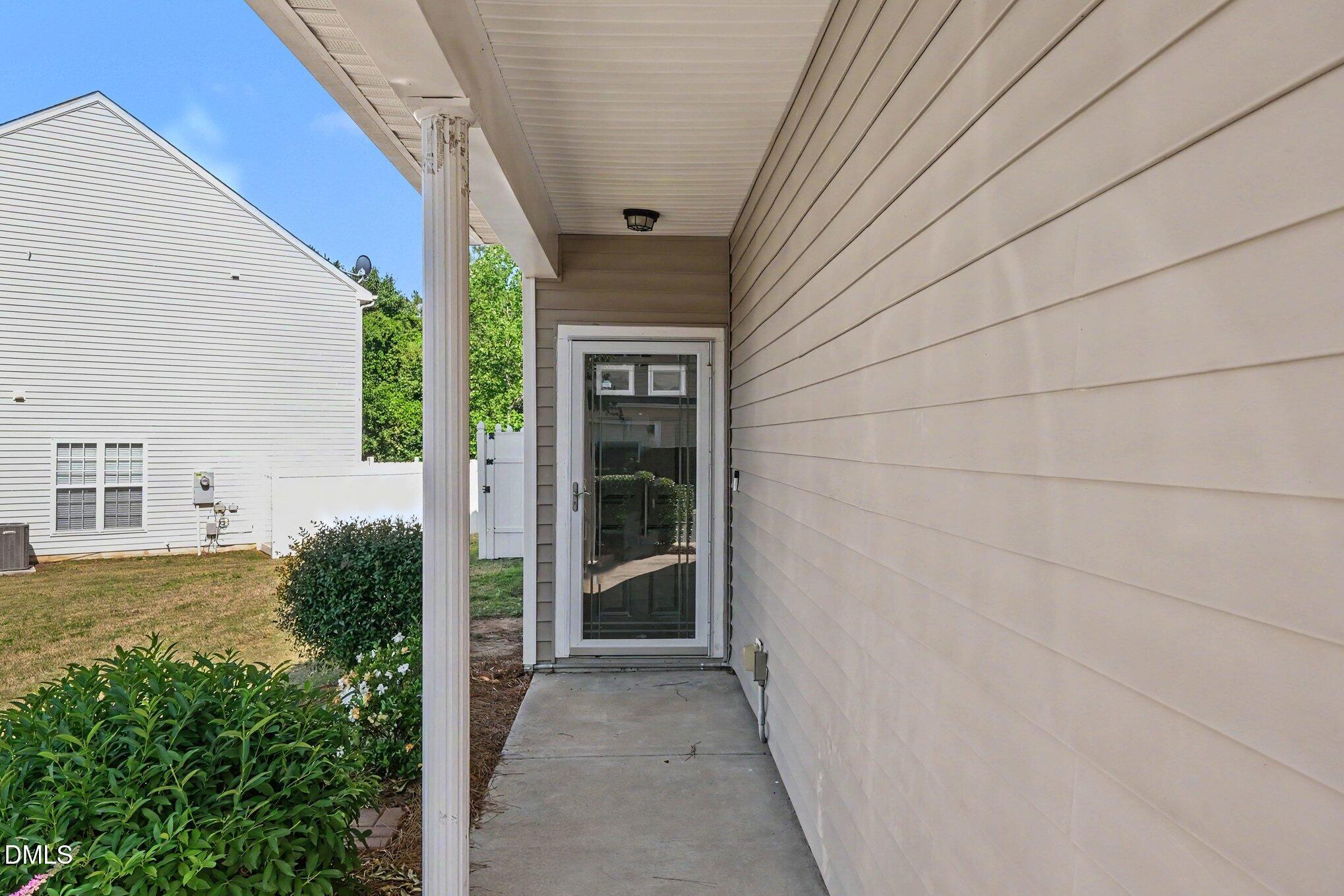 1016 Hadel Place Property Photo 21