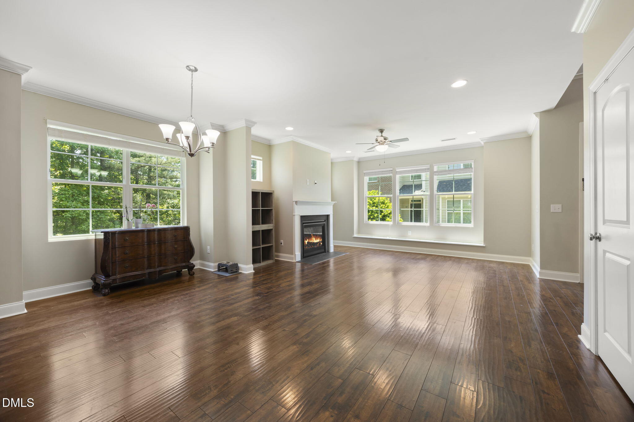 908 Laurel Gate Drive Property Photo 10