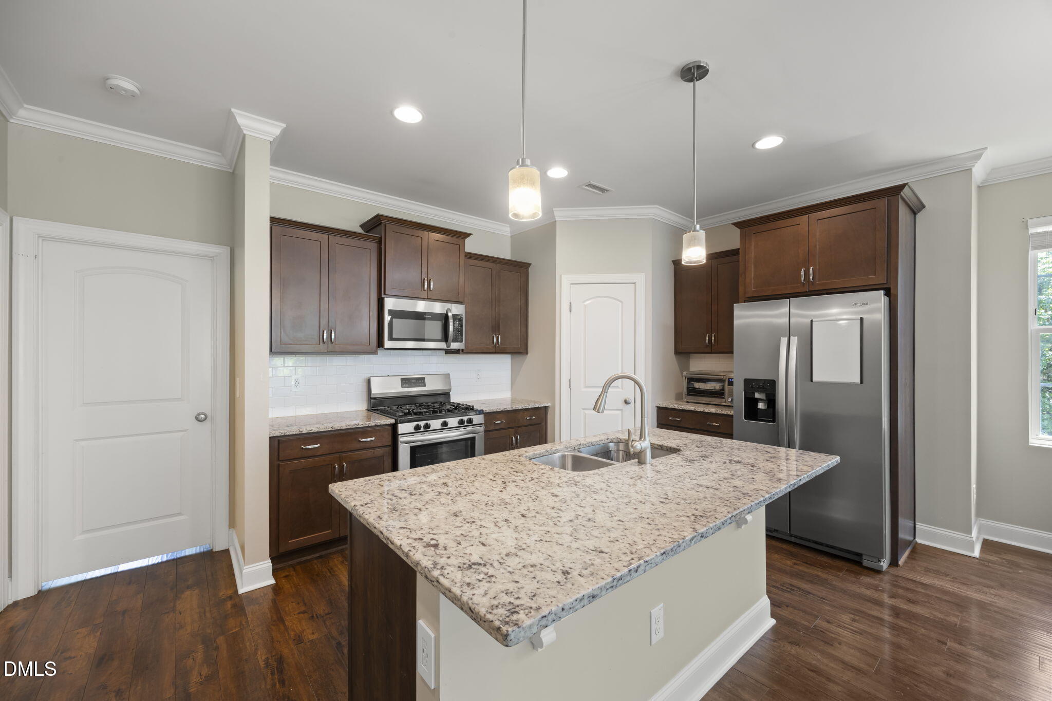 908 Laurel Gate Drive Property Photo 13
