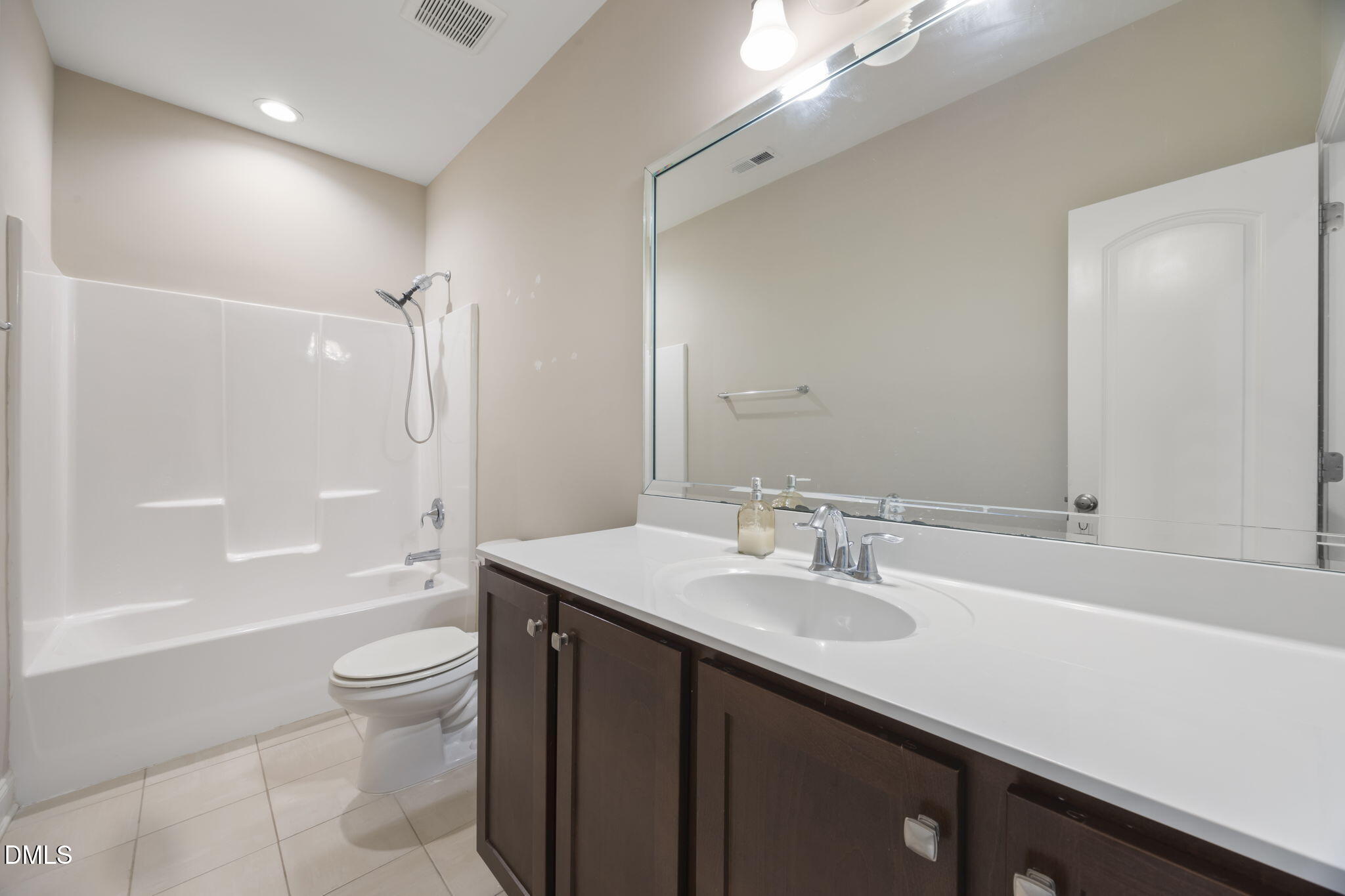 908 Laurel Gate Drive Property Photo 25