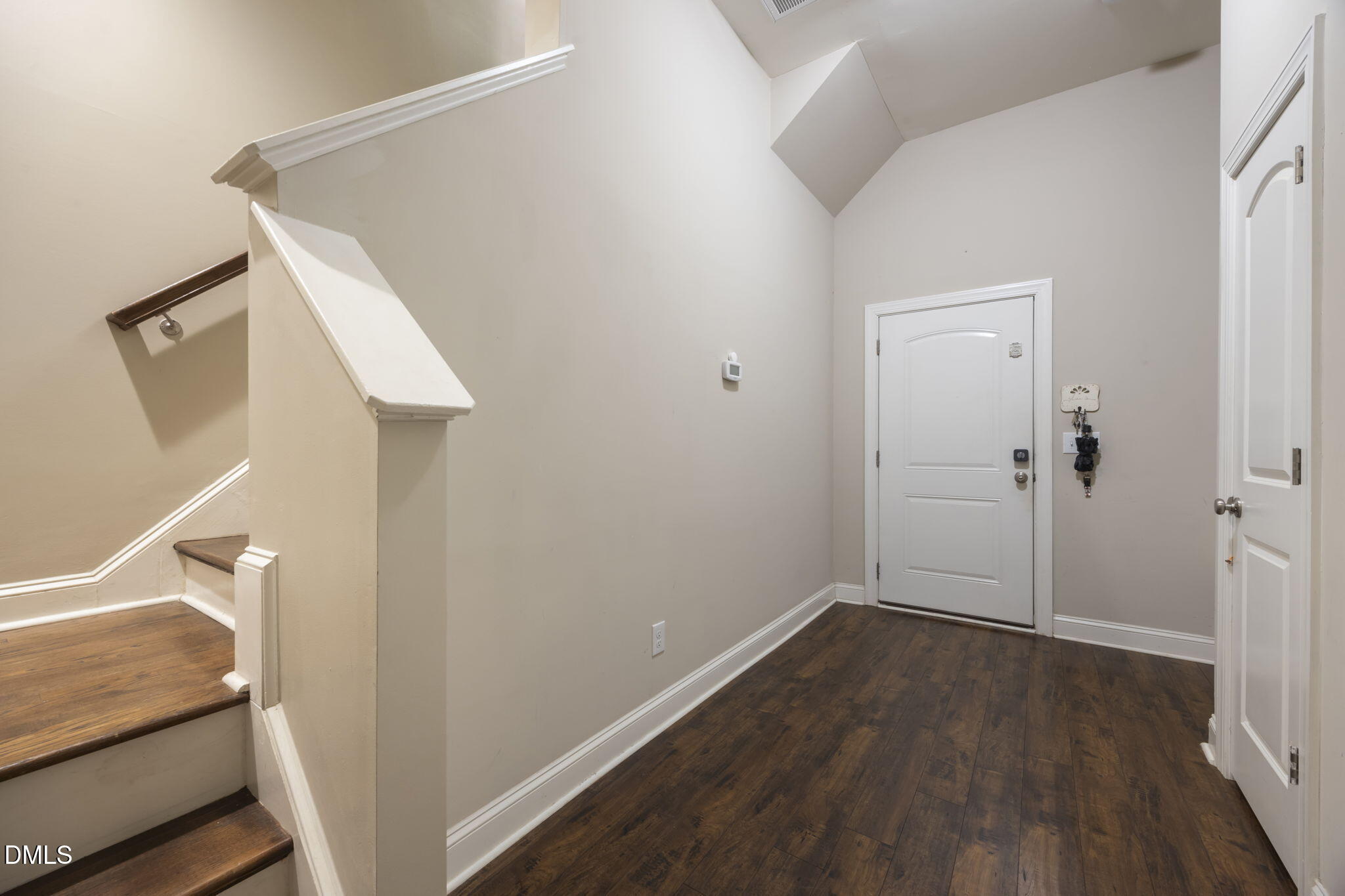 908 Laurel Gate Drive Property Photo 33