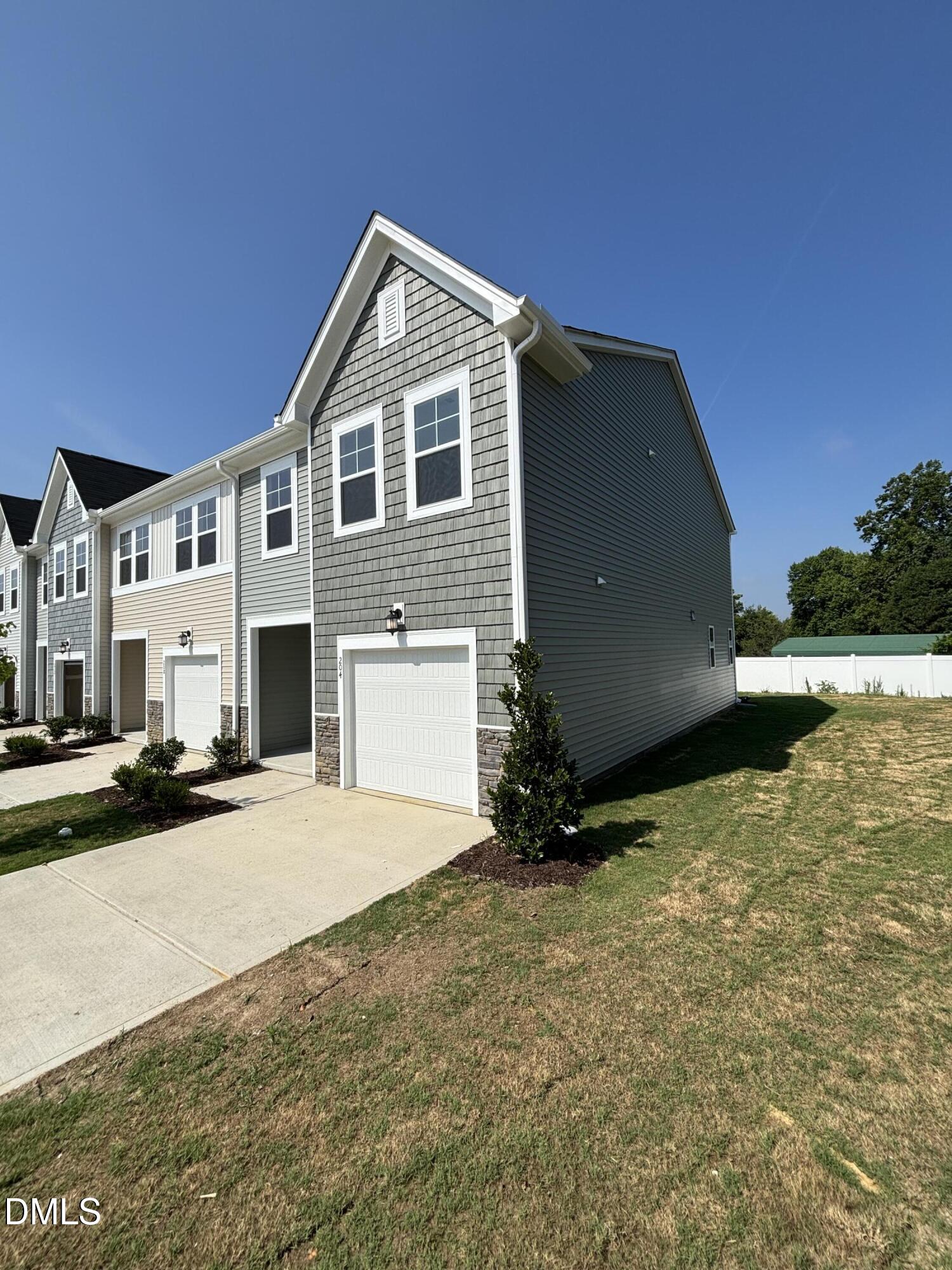 204 Blossom Field Way Property Photo 2