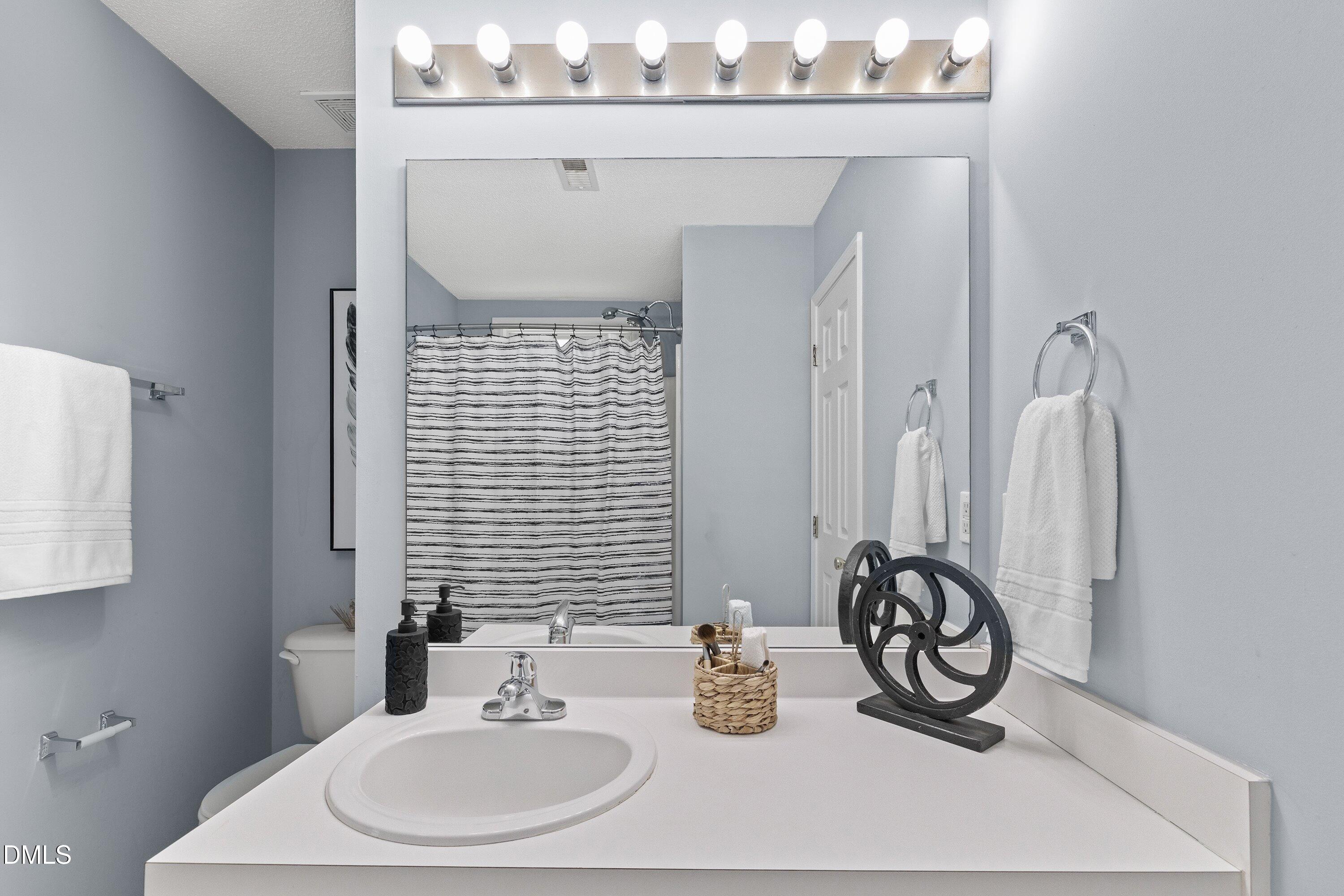 408 Stonecreek Drive Property Photo 15