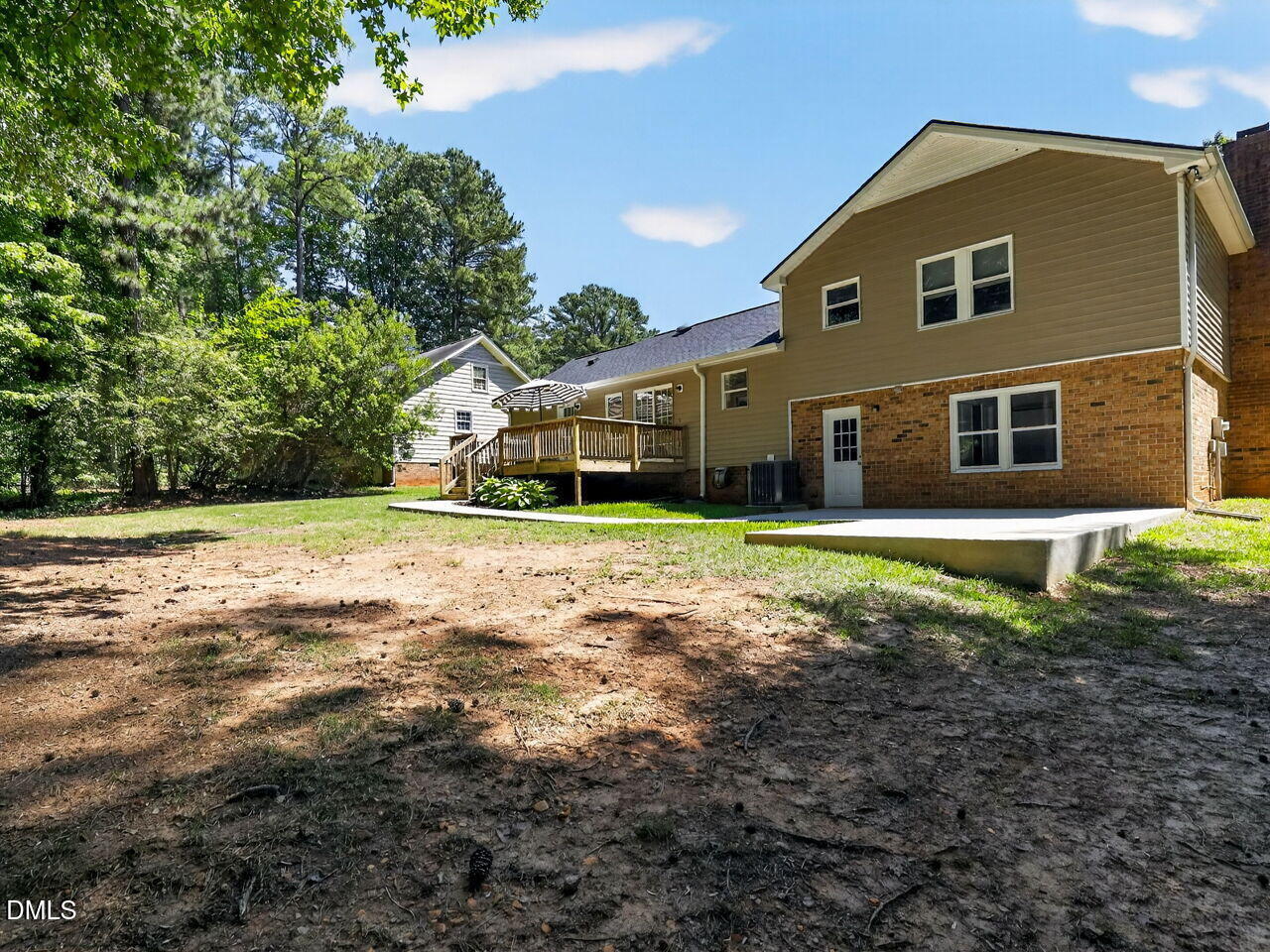 103 Upton Court Property Photo 37
