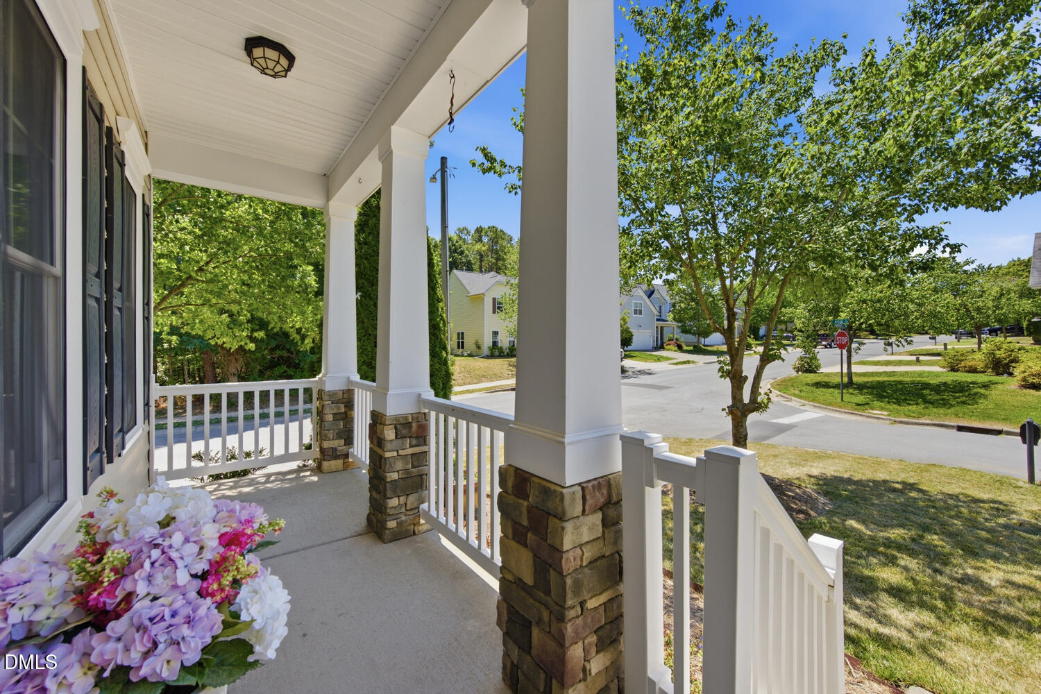 2 Alyea Court Property Photo 3