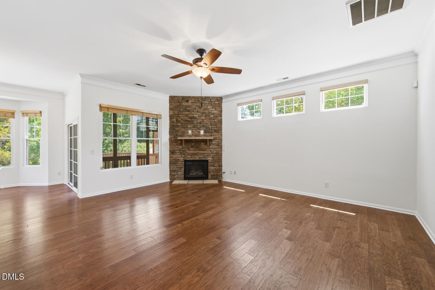 2 Alyea Court Property Photo 8