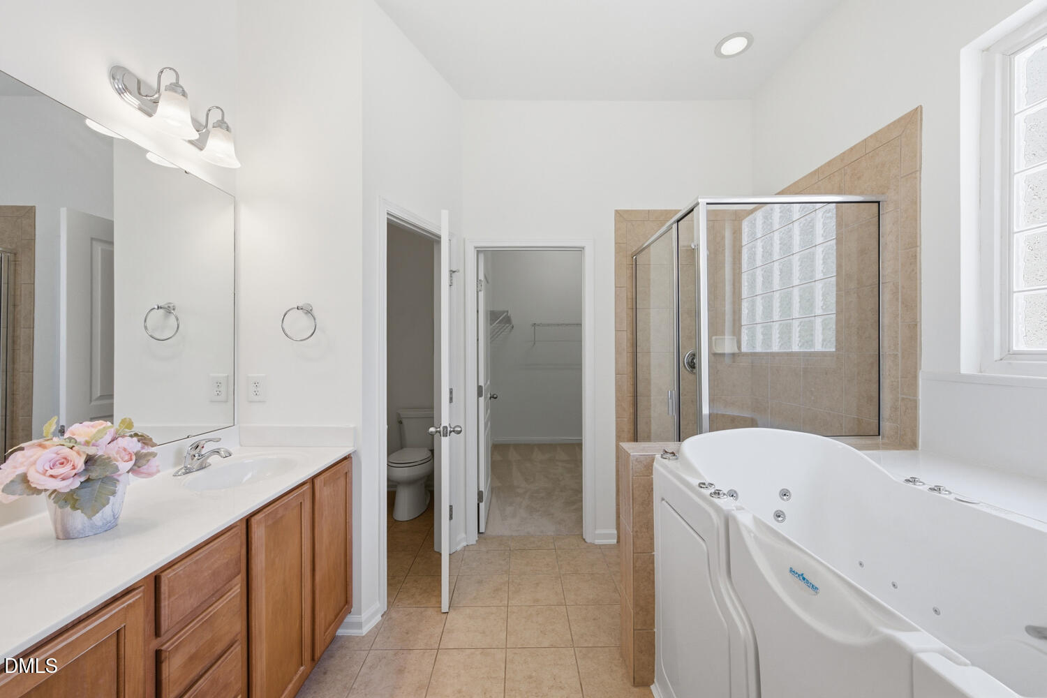 2 Alyea Court Property Photo 13