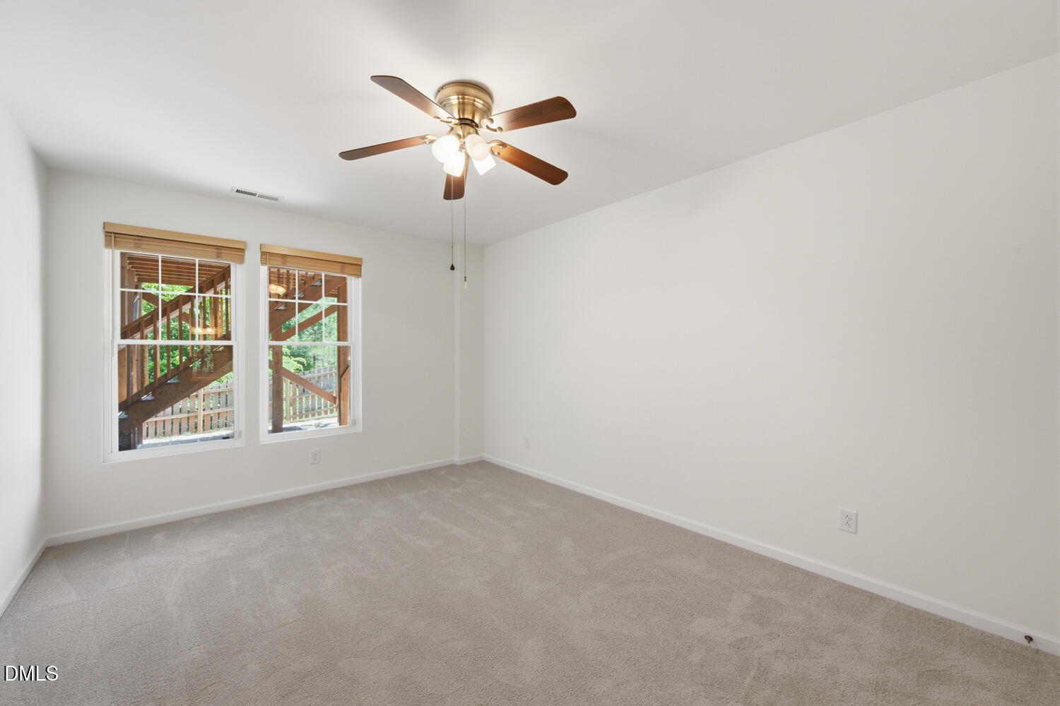 2 Alyea Court Property Photo 26