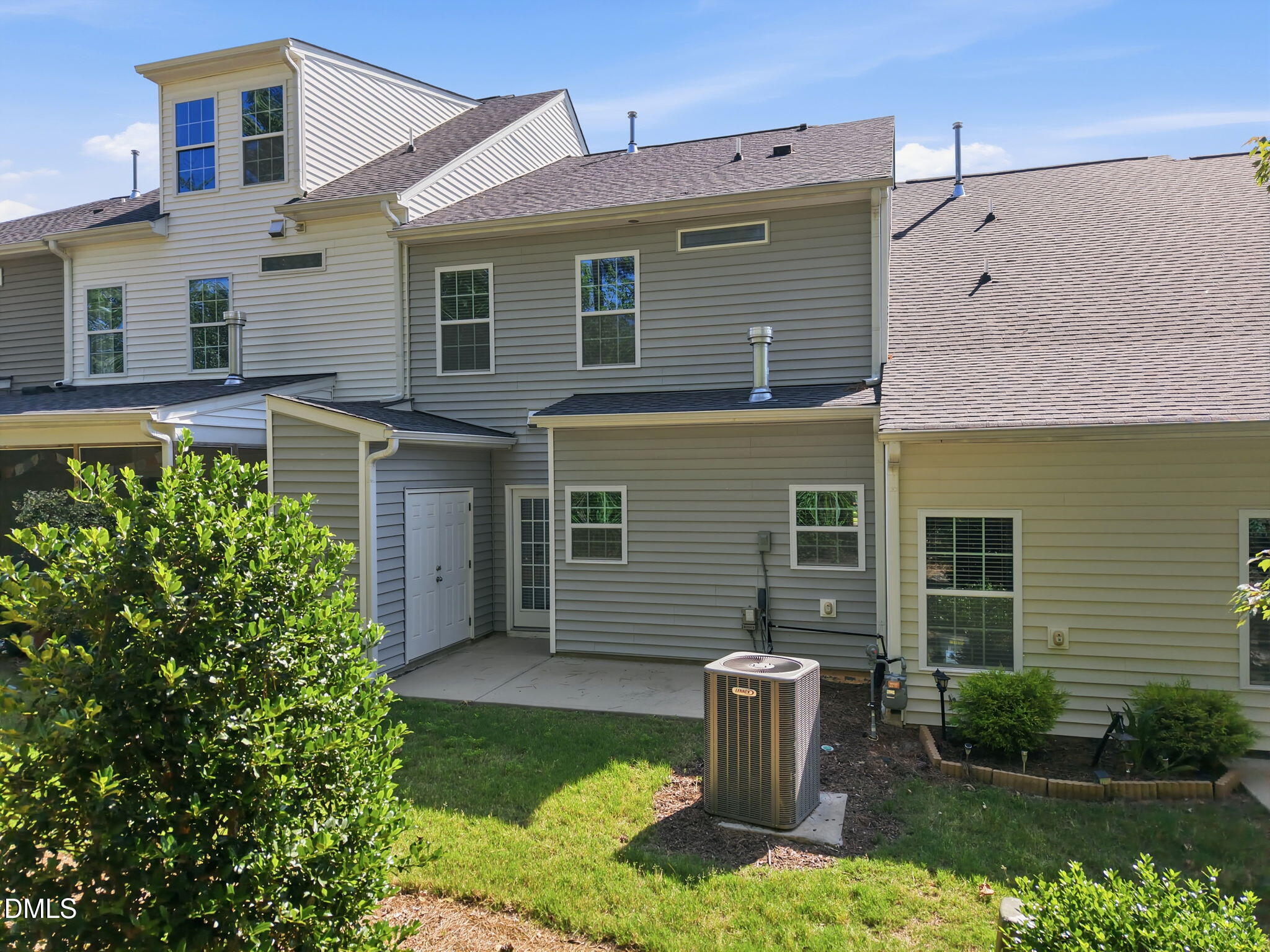 216 Myatt Fern Drive Property Photo 3