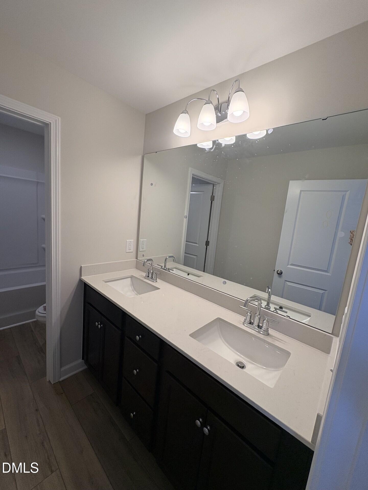 501 Crescent Wood Trail 009 Property Photo 22