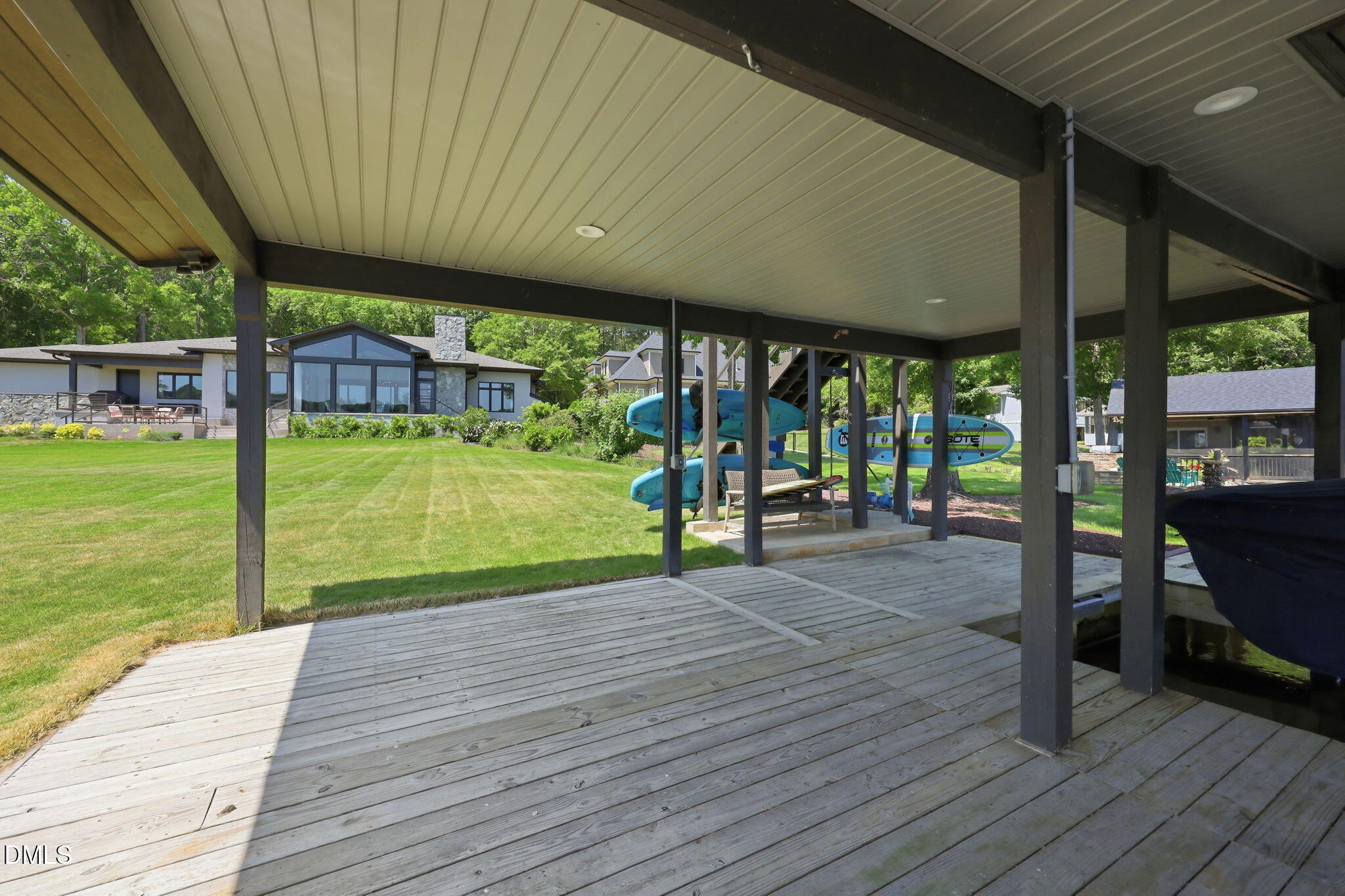 2532 Holiday Avenue Property Photo 10