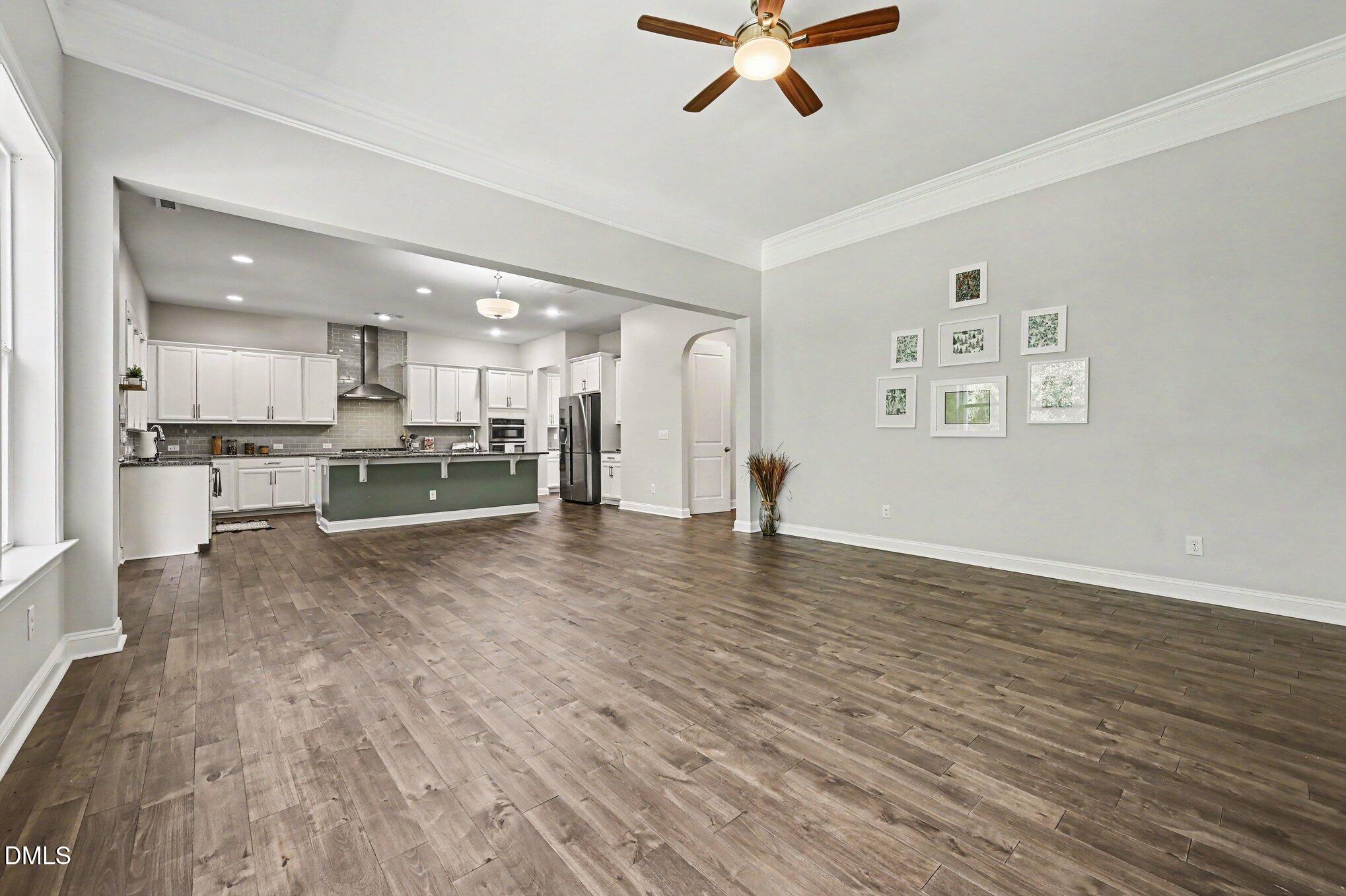 724 Peninsula Forest Place Property Photo 10