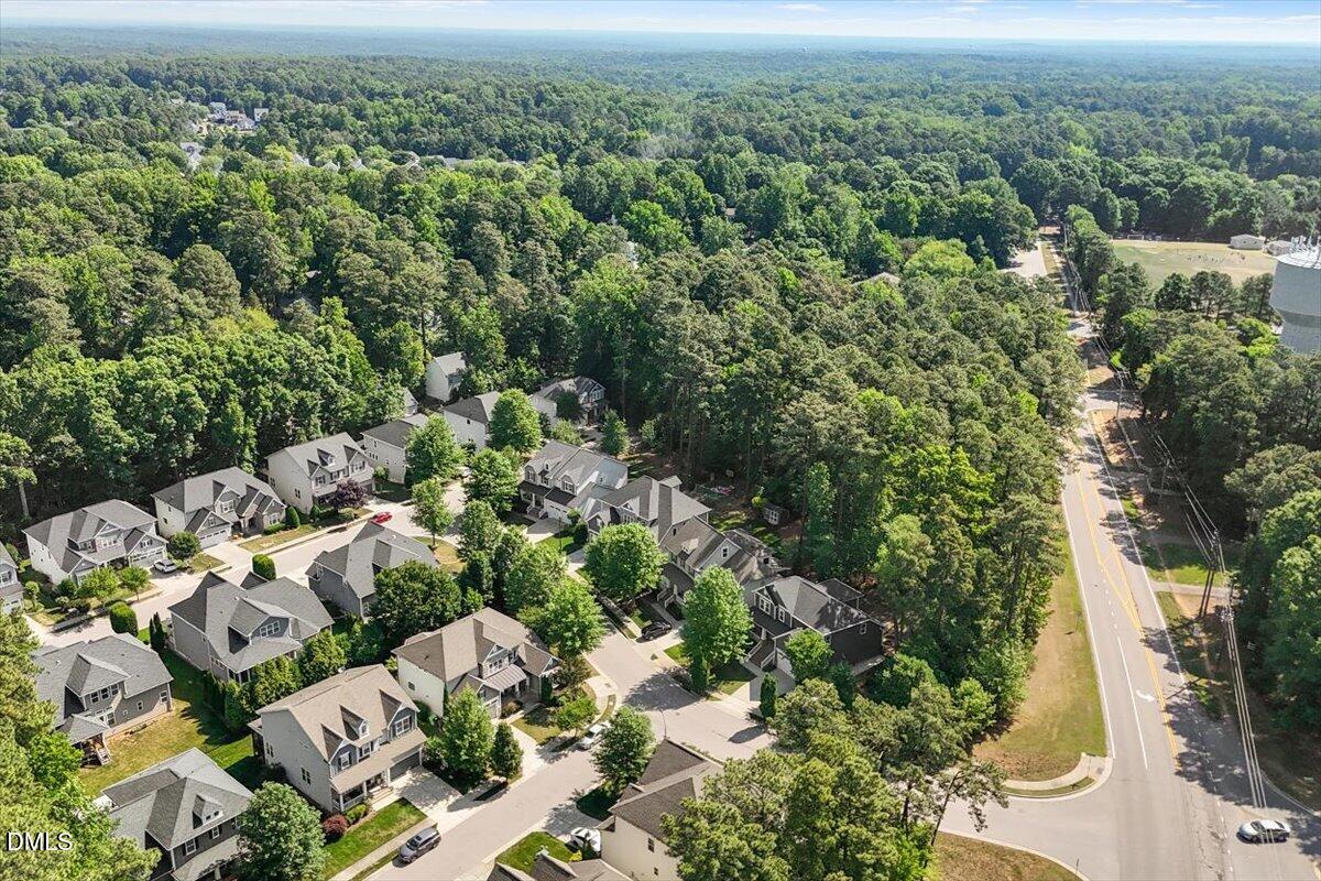 10000 Major Oak Lane Property Photo 3