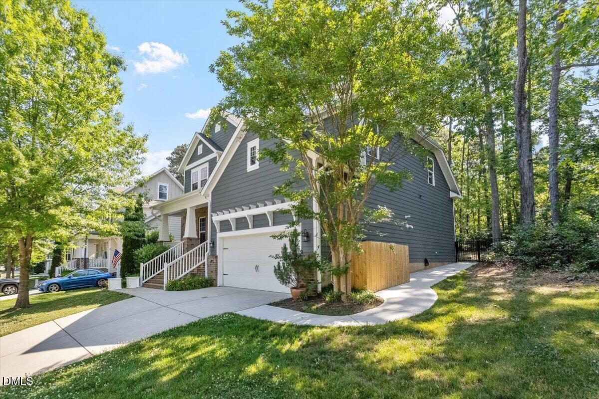 10000 Major Oak Lane Property Photo 4