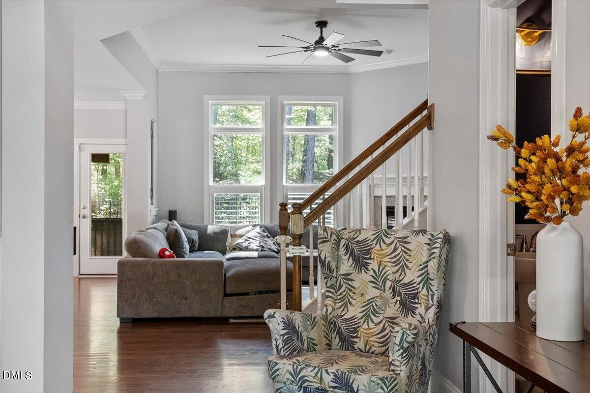 10000 Major Oak Lane Property Photo 5