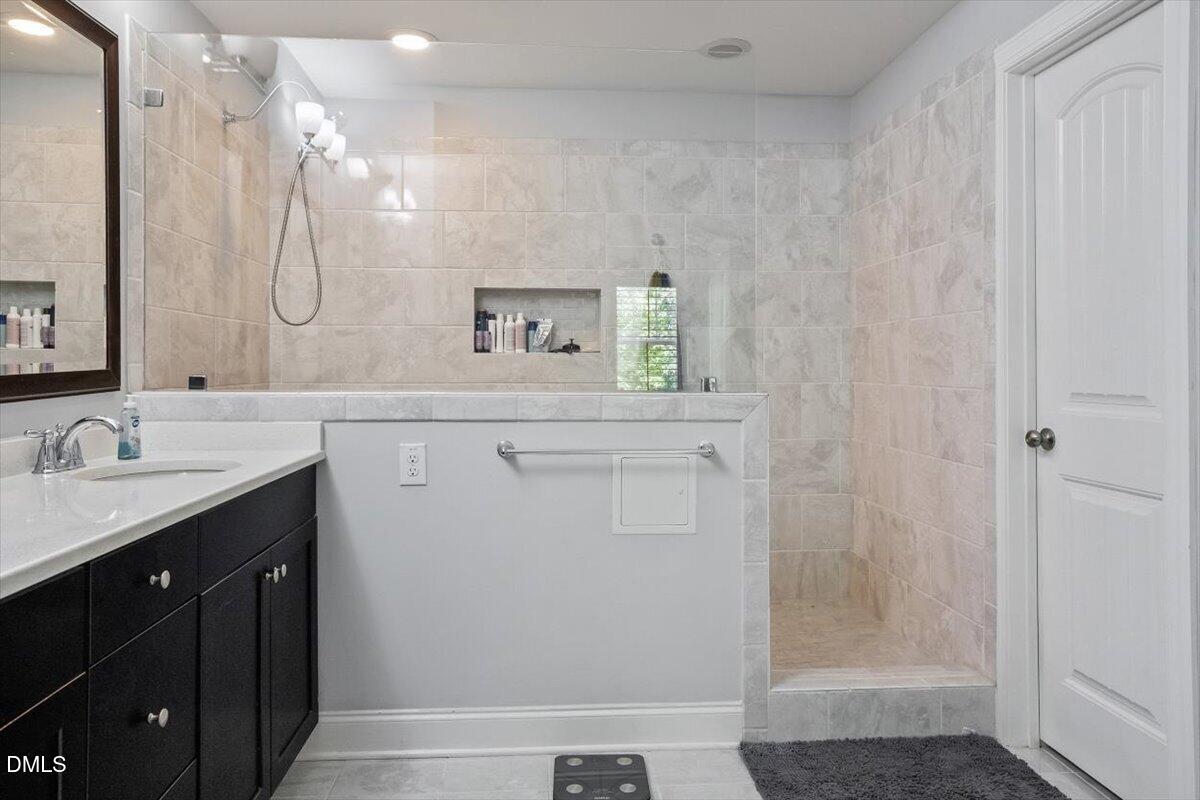 10000 Major Oak Lane Property Photo 27
