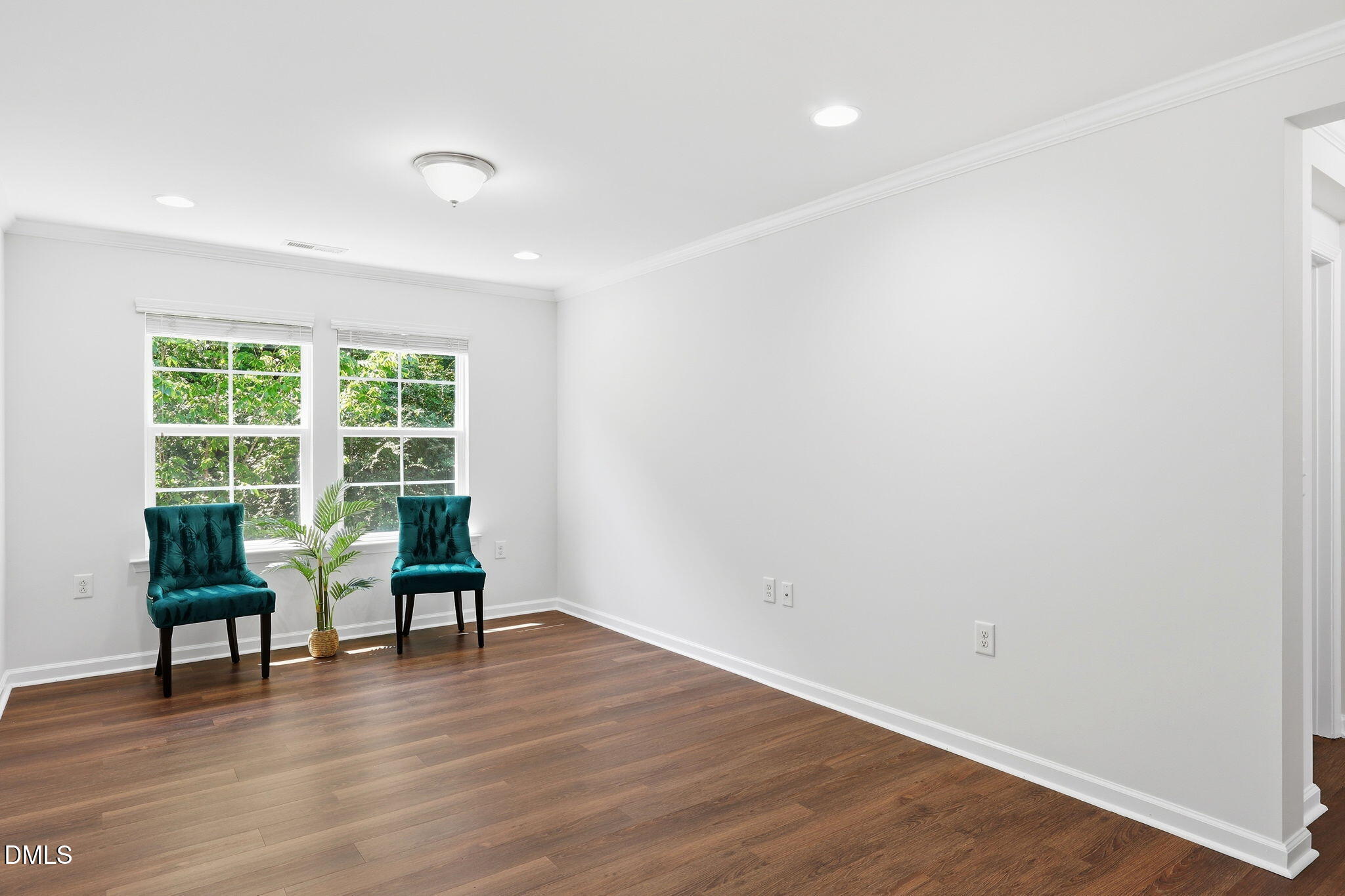 419 Methven Grove Drive Property Photo 14