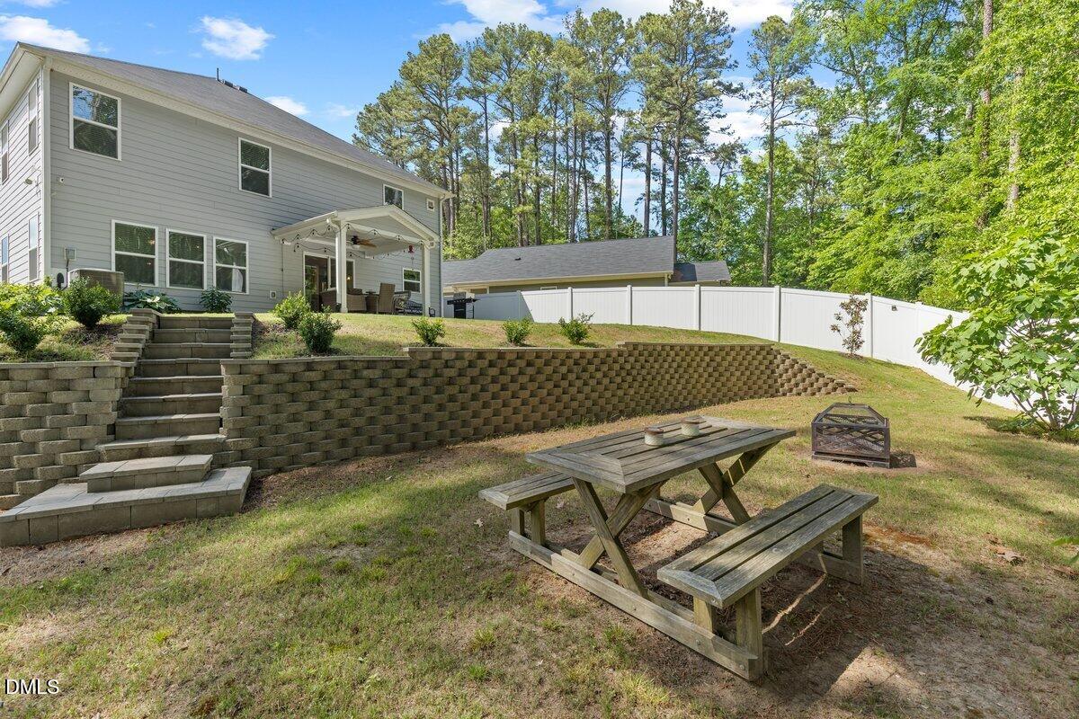 2212 Feather Rock Drive Property Photo 17
