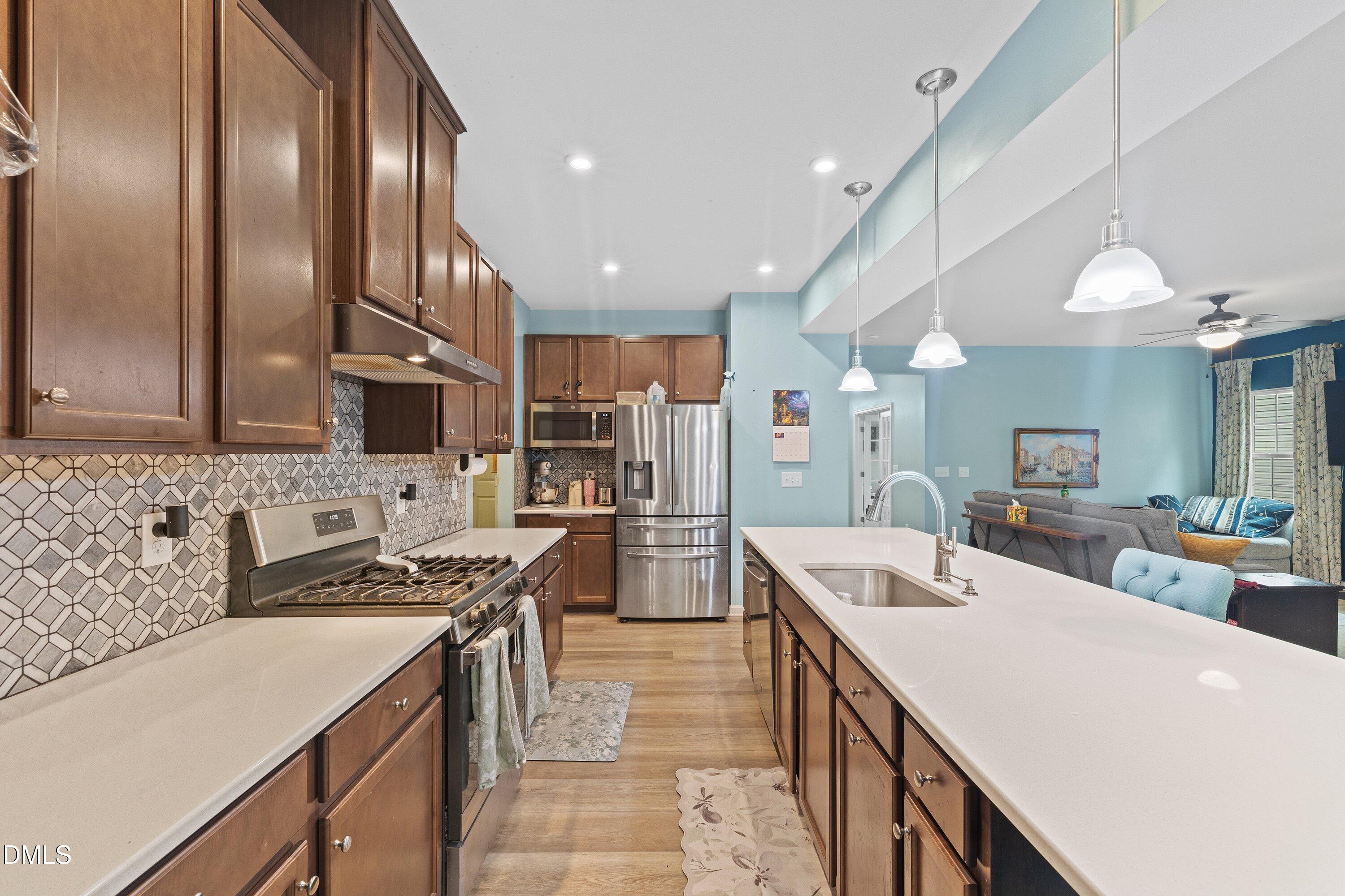 1109 Spring Meadow Way Property Photo 13