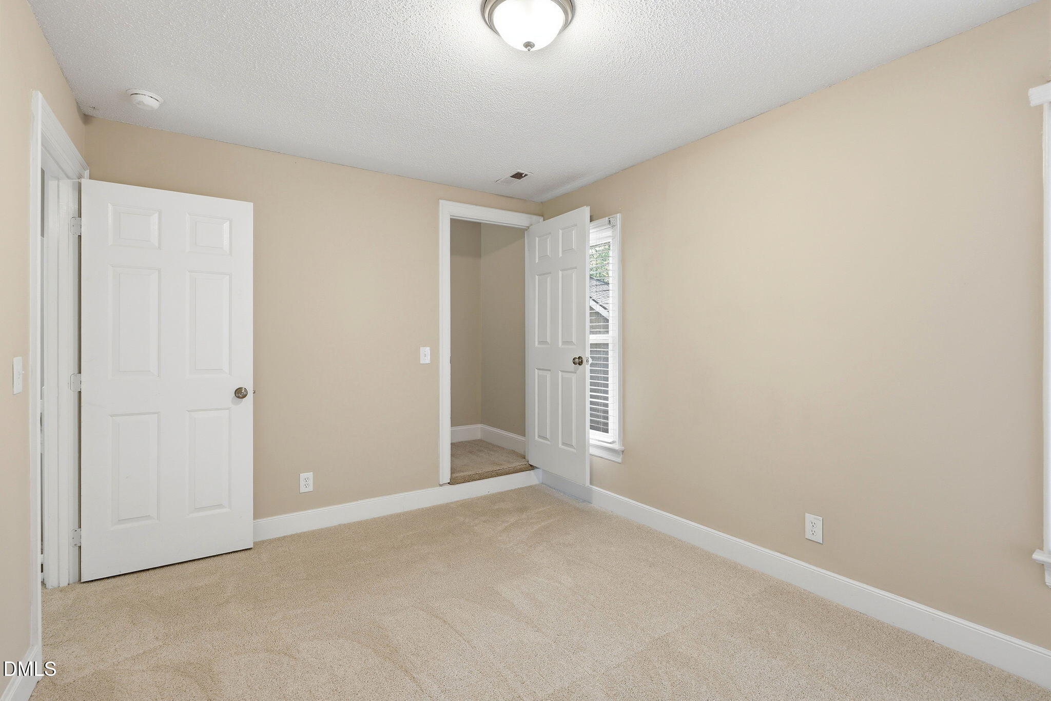 3329 Derbyshire Place Property Photo 15