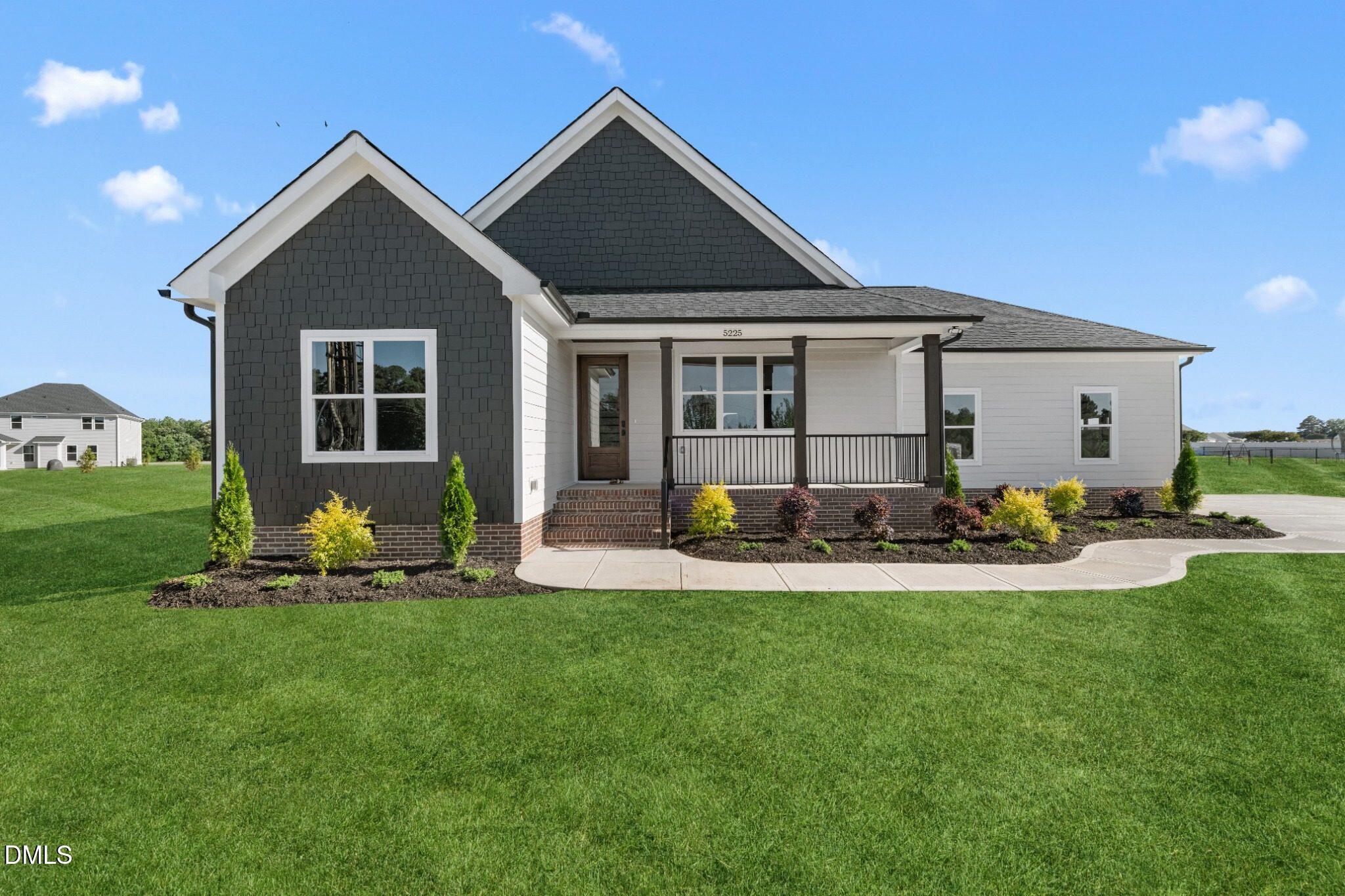 5225 Finch Road Property Photo 1