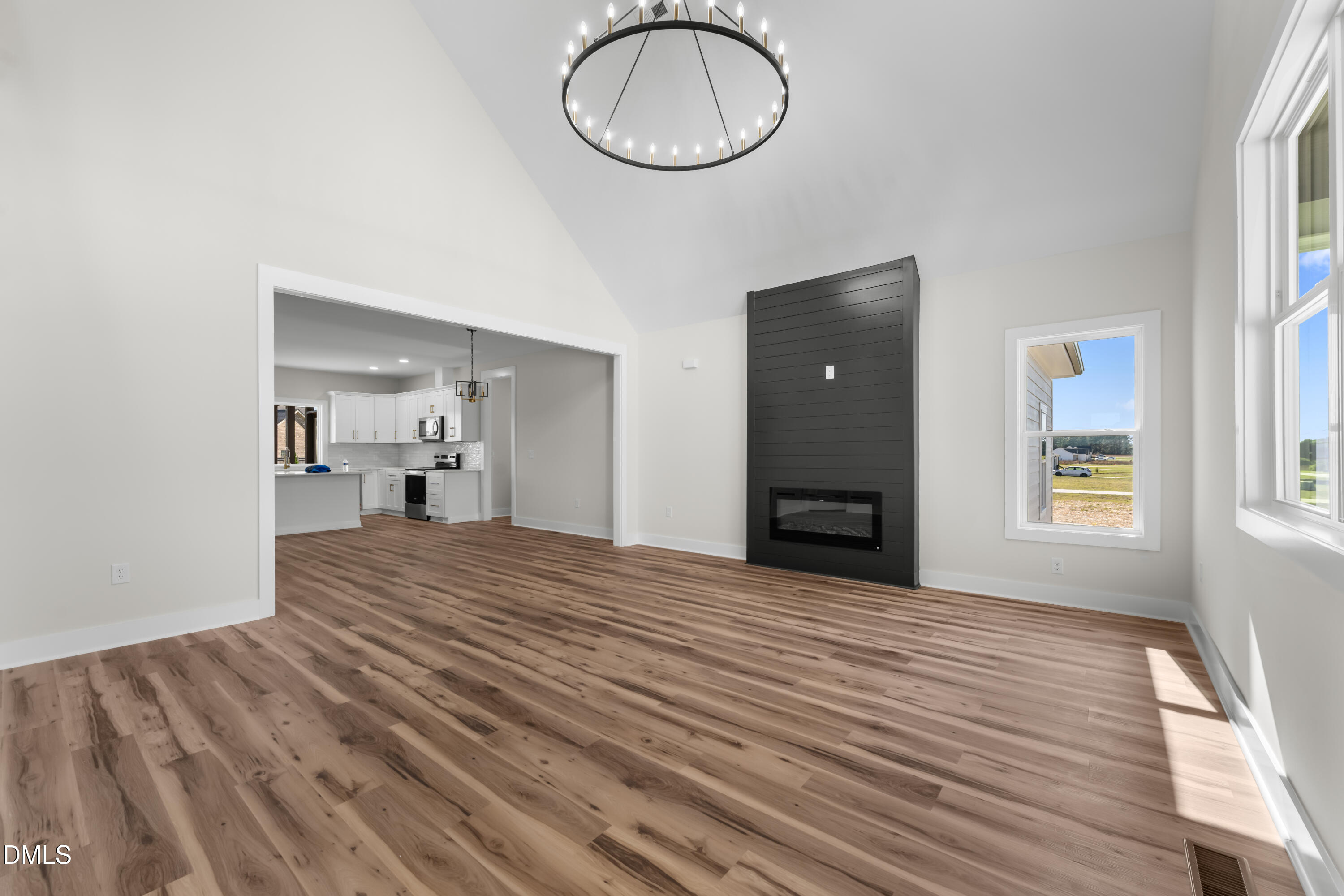 5225 Finch Road Property Photo 6
