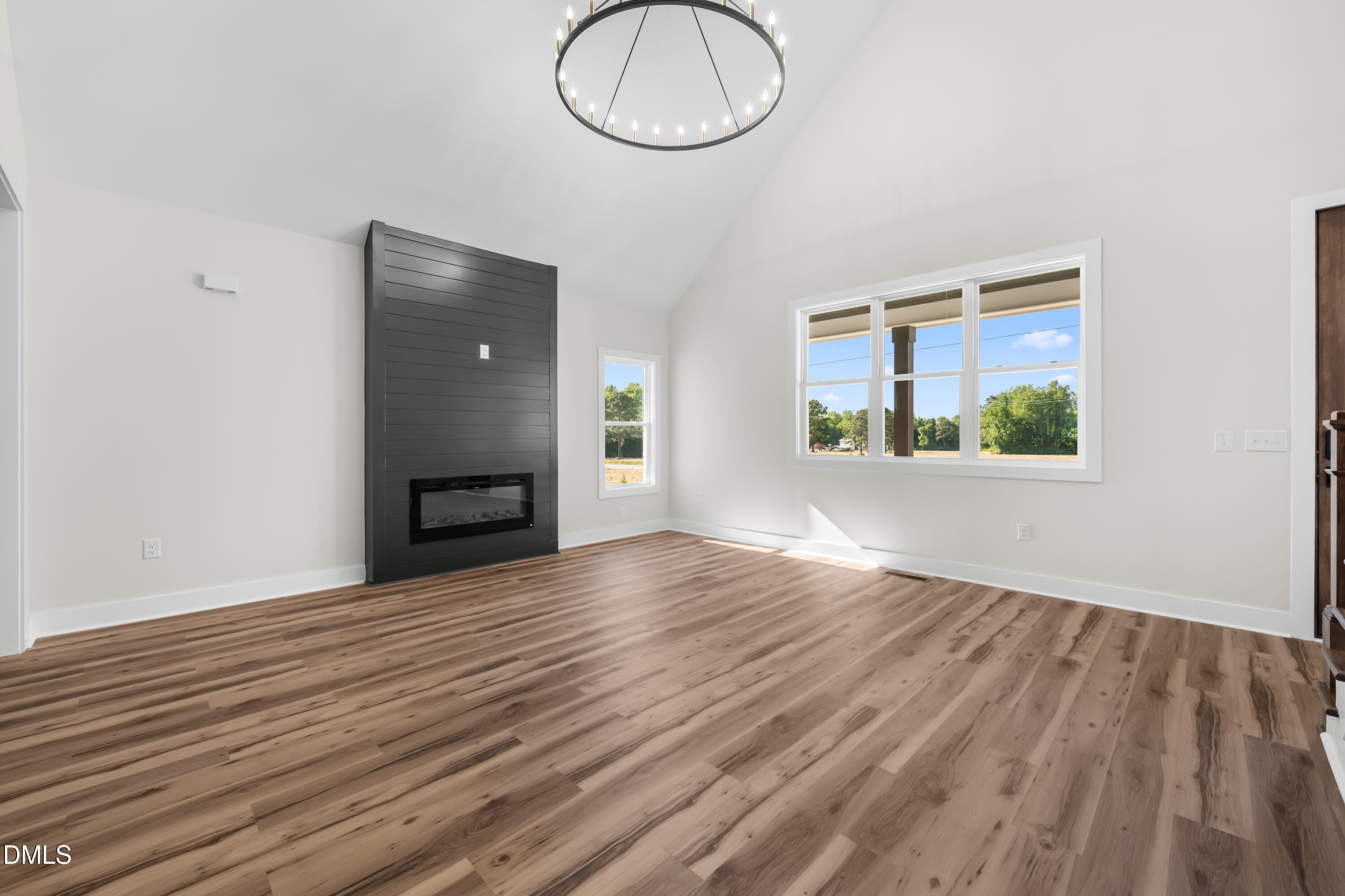 5225 Finch Road Property Photo 7