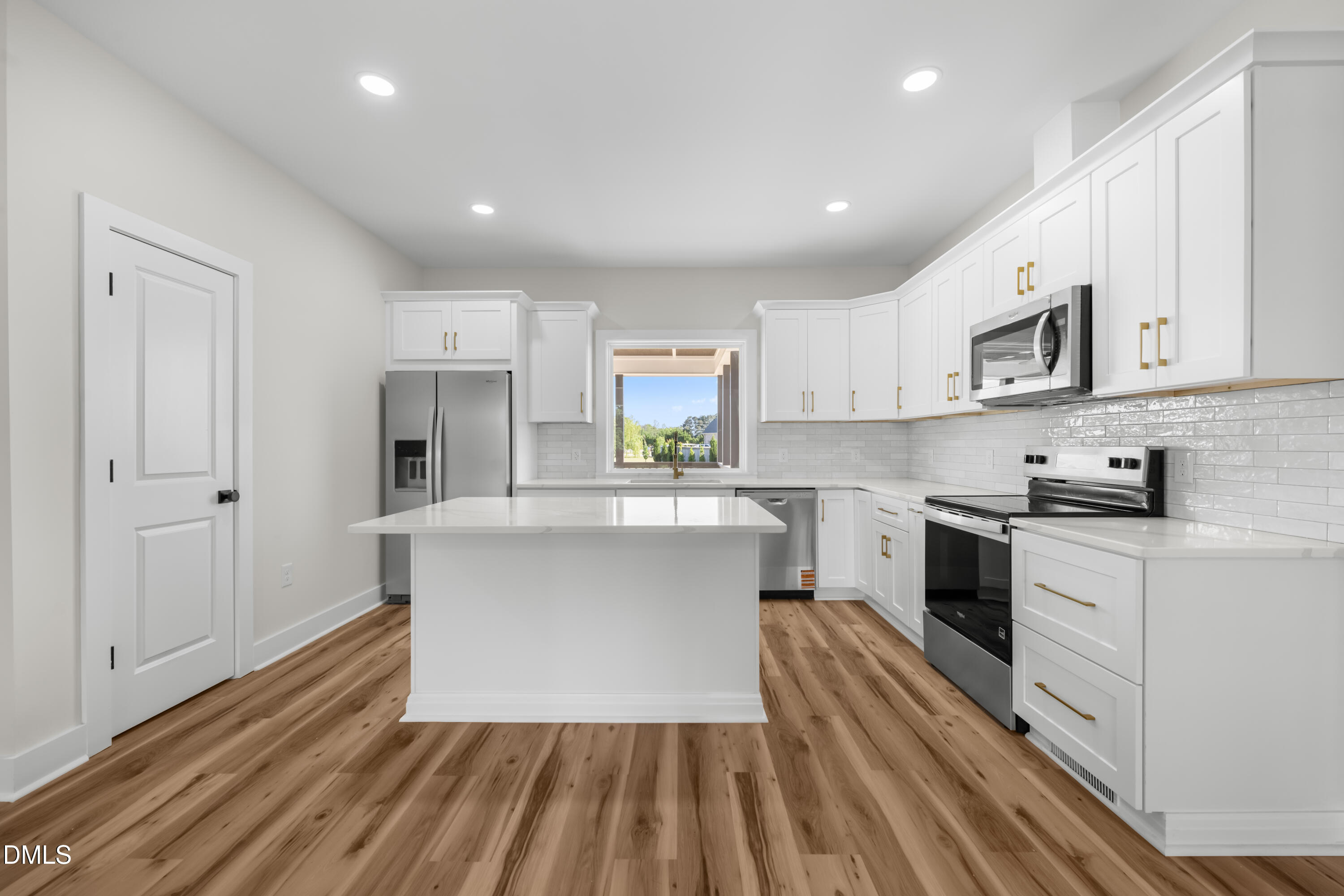 5225 Finch Road Property Photo 11