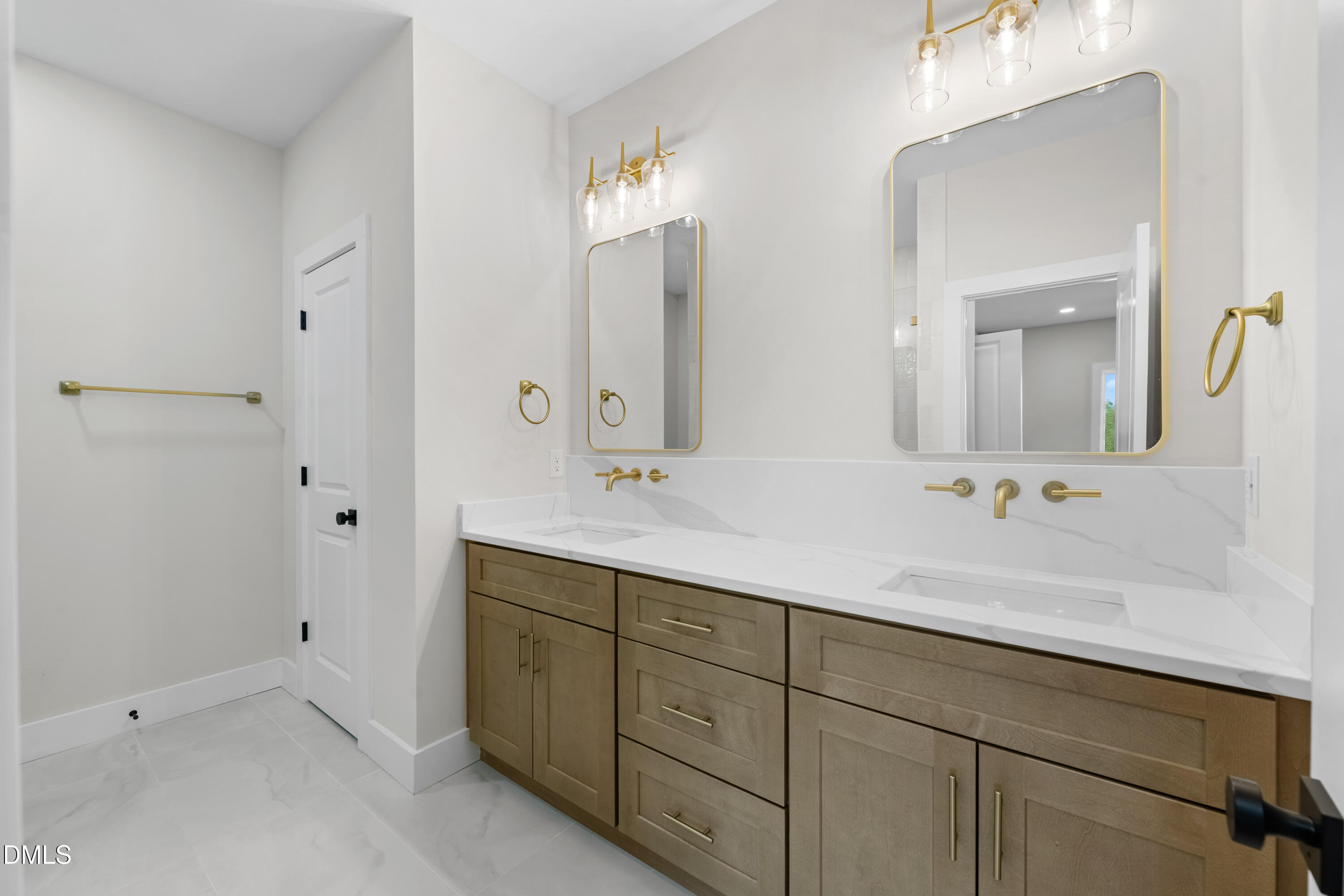 5225 Finch Road Property Photo 20