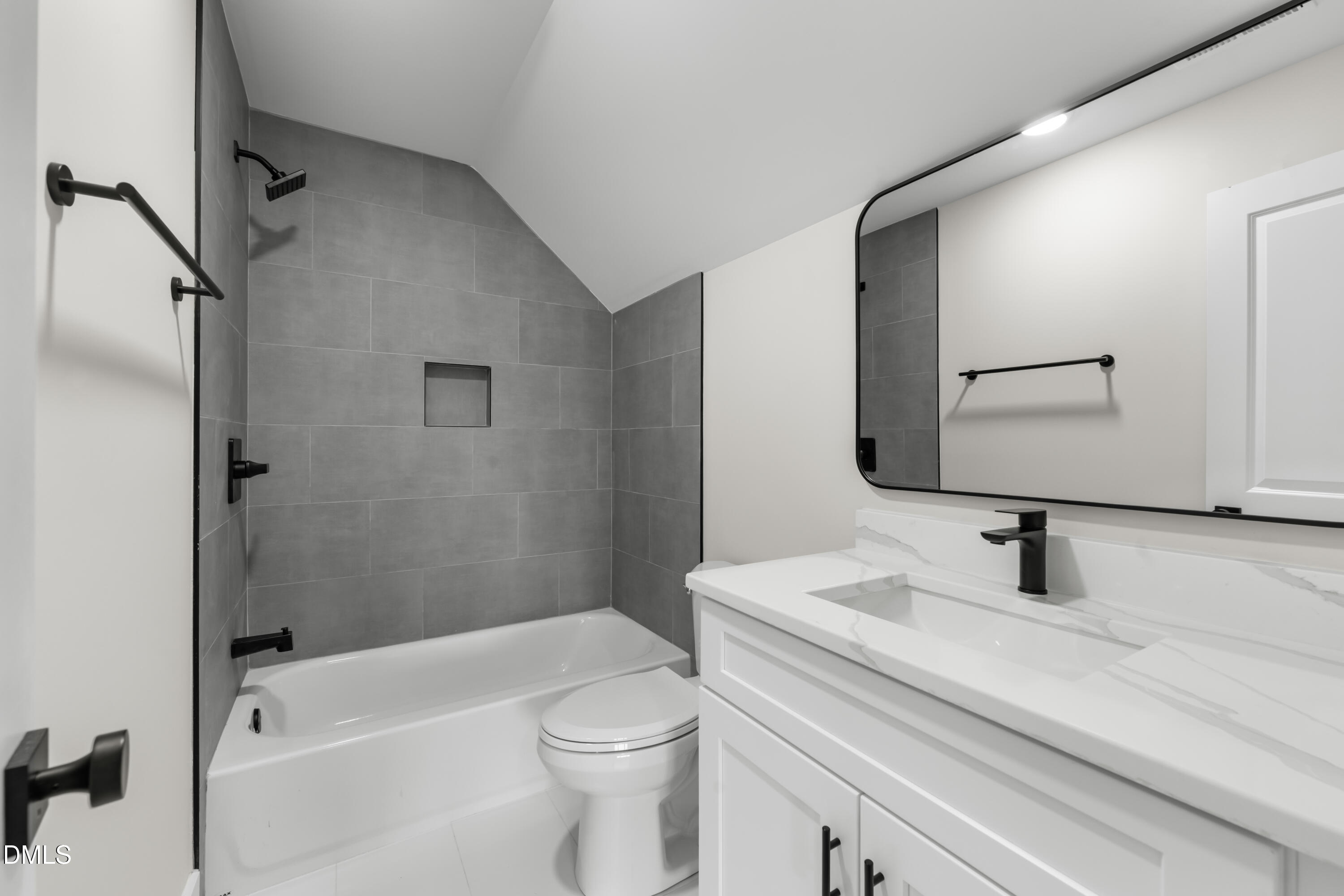 5225 Finch Road Property Photo 44