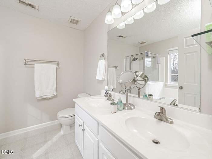 5513 Glencree Court Property Photo 4