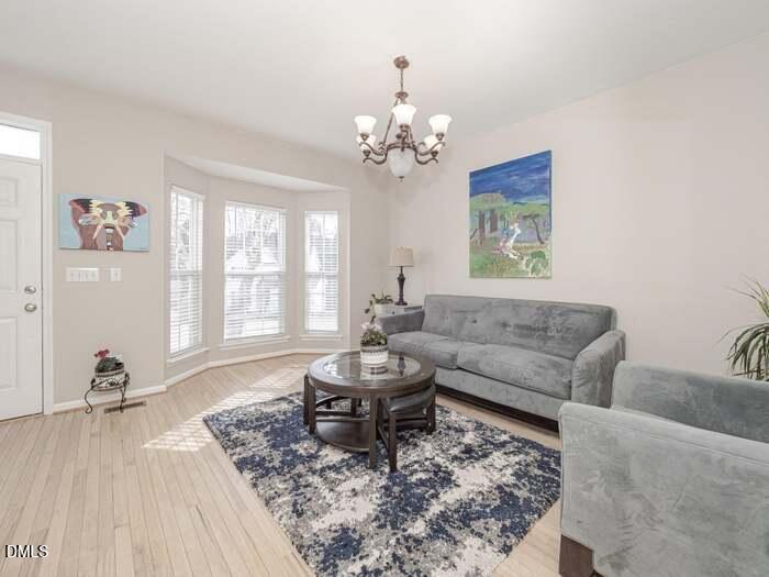 5513 Glencree Court Property Photo 12