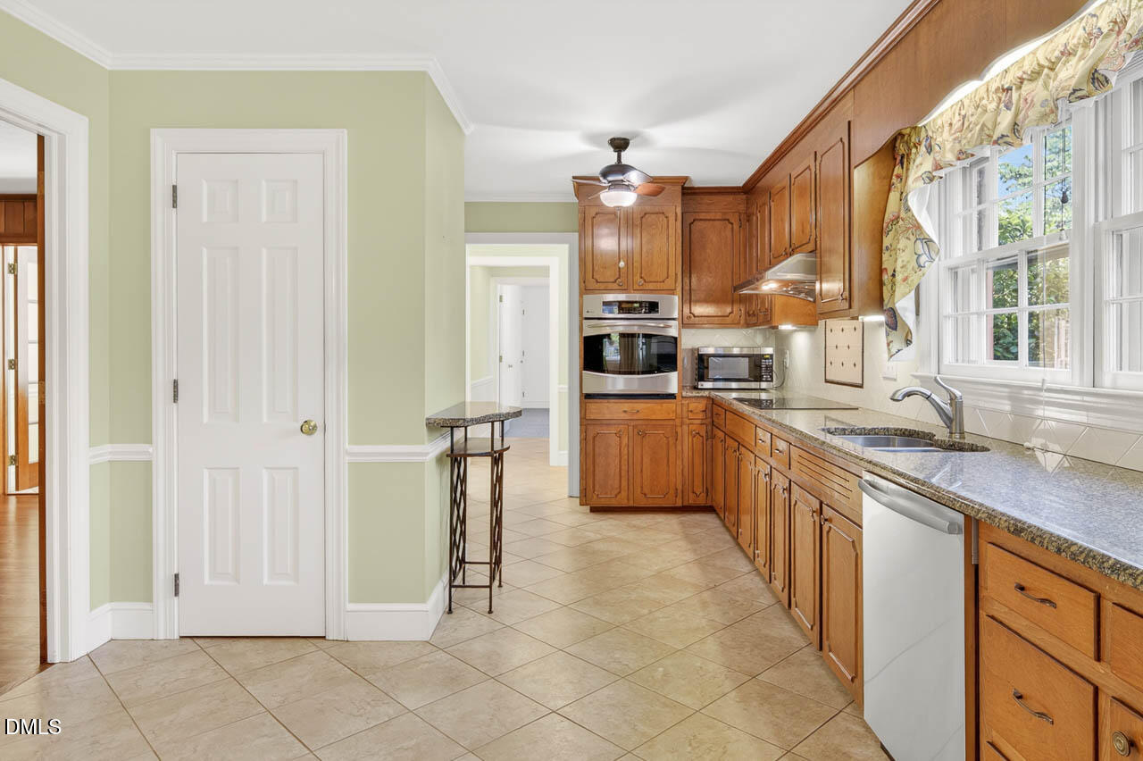 3007 Charwood Place Property Photo 12