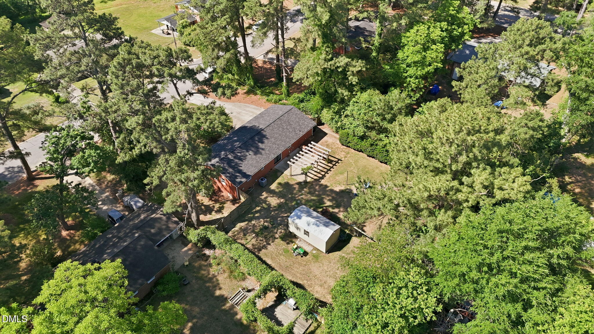 408 Lakeside Drive Property Photo 11