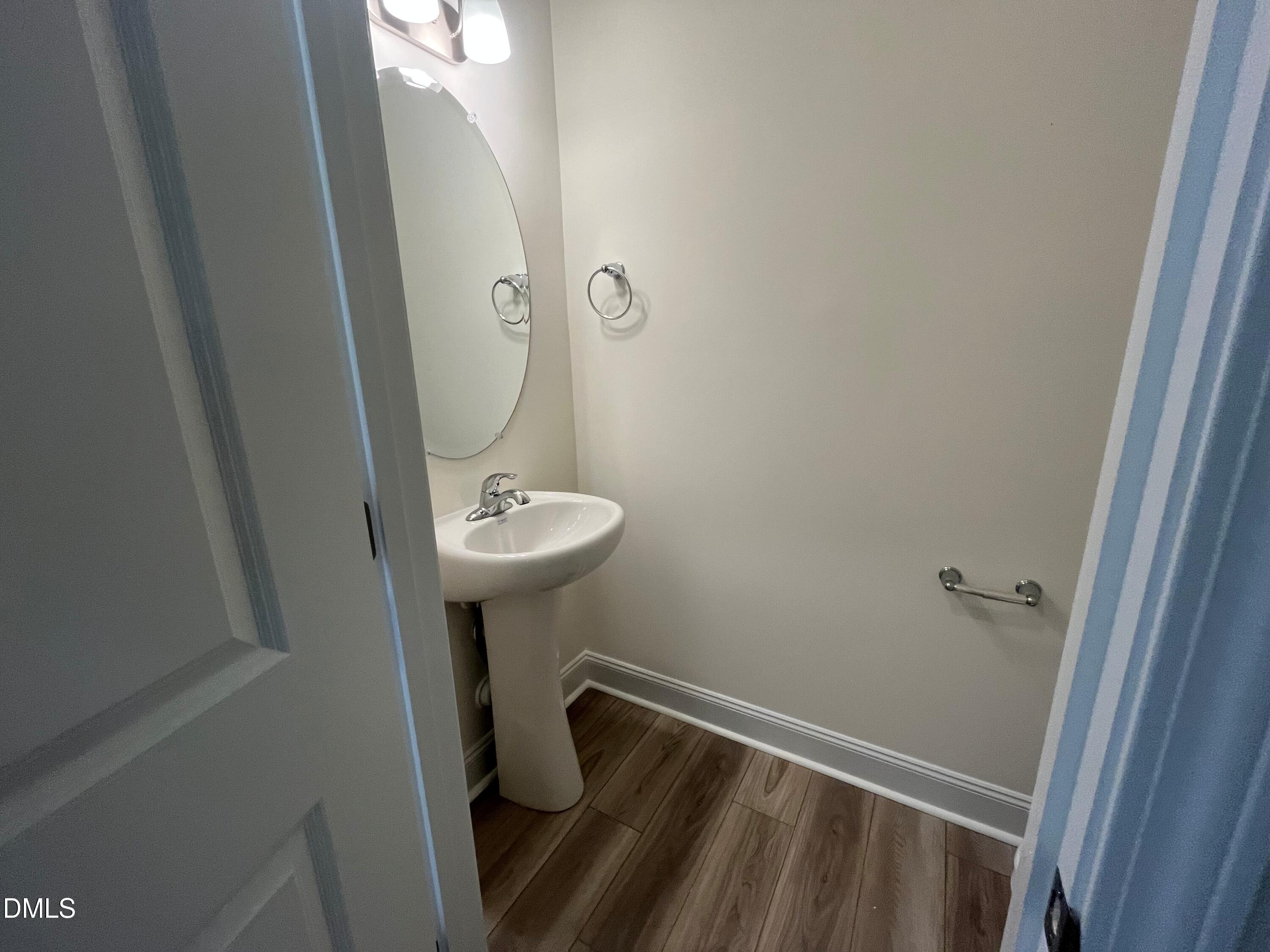 1278 Hammond Drive Property Photo 9