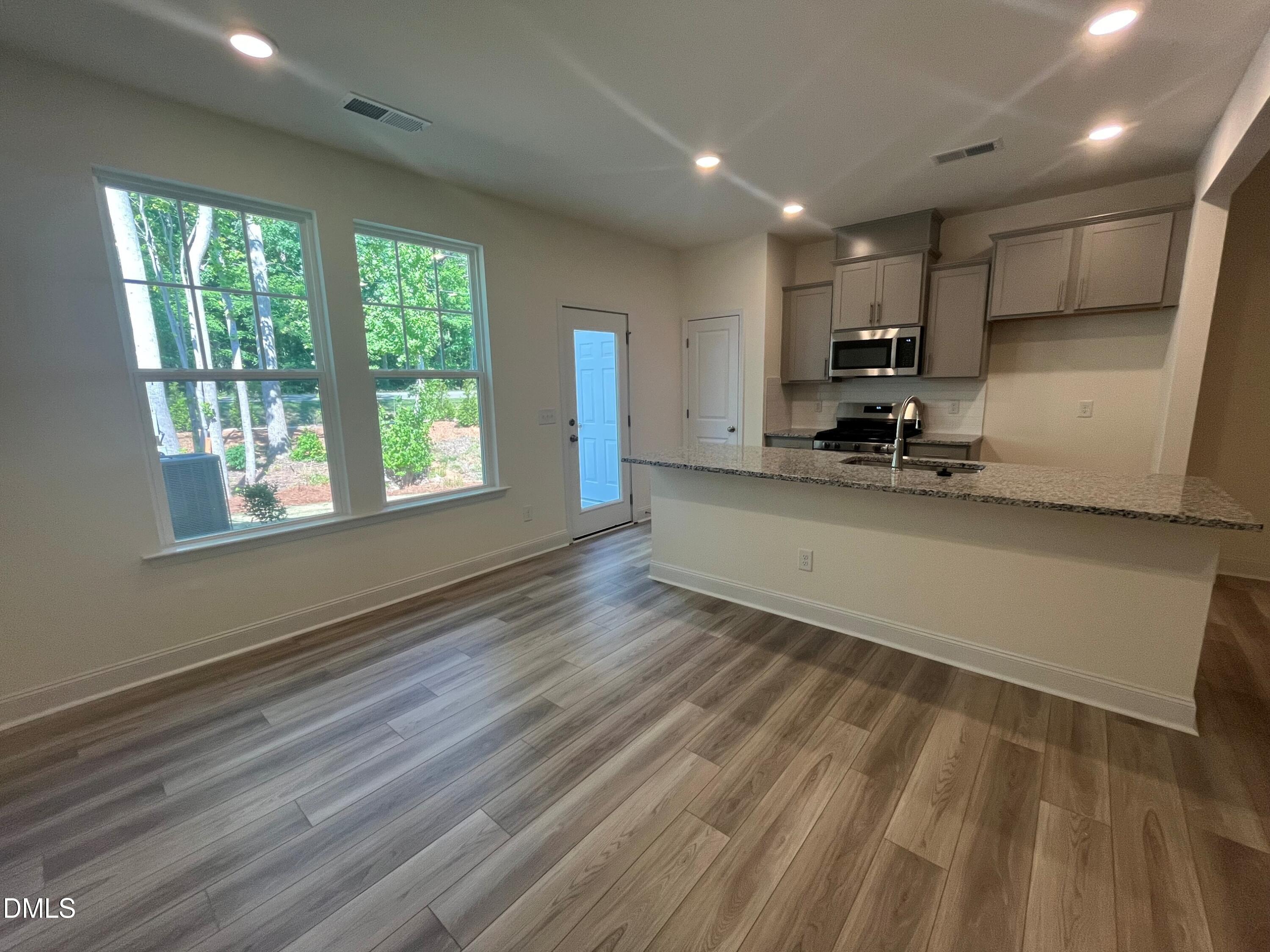 1278 Hammond Drive Property Photo 16