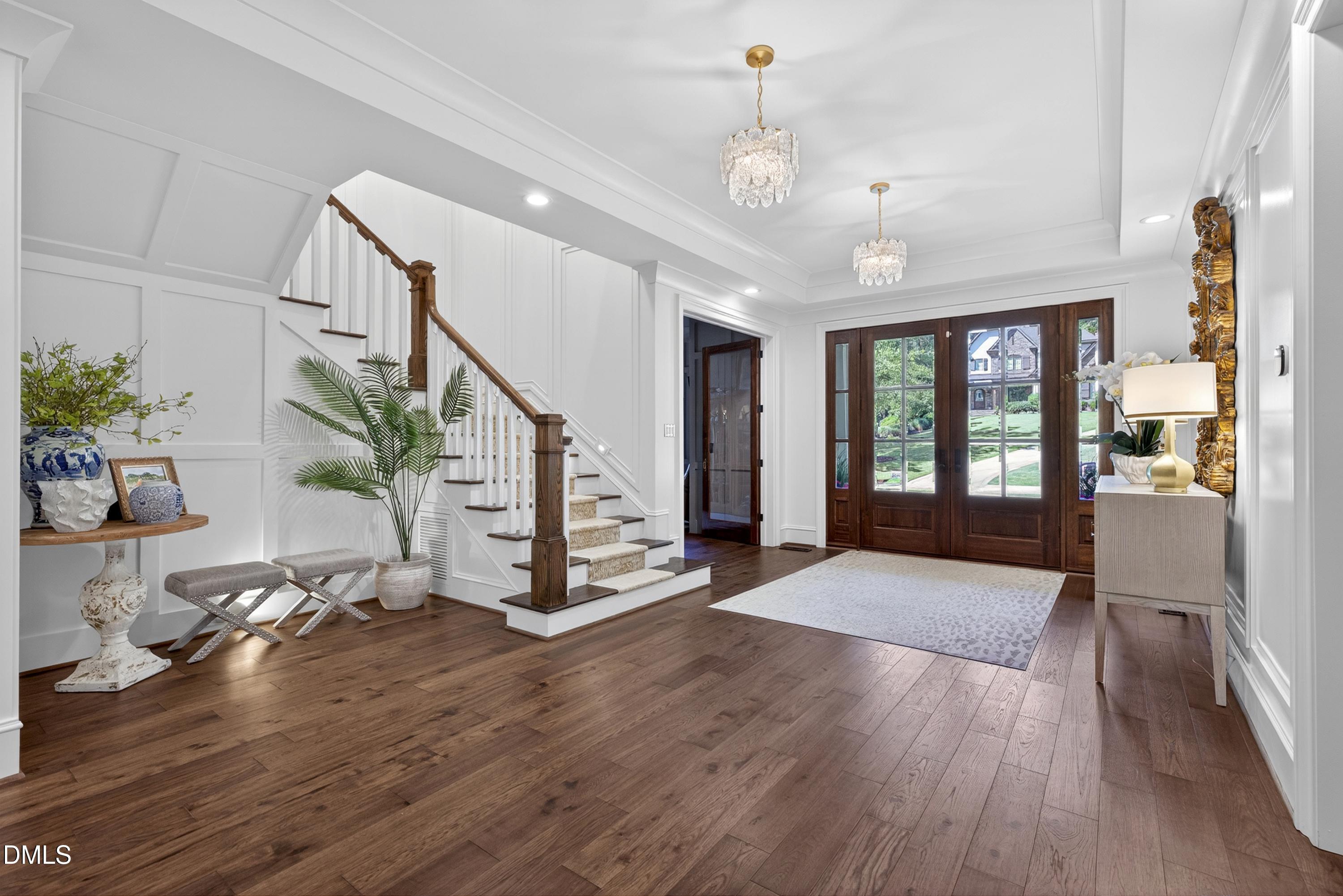 103 Dumbarton Court Property Photo 9