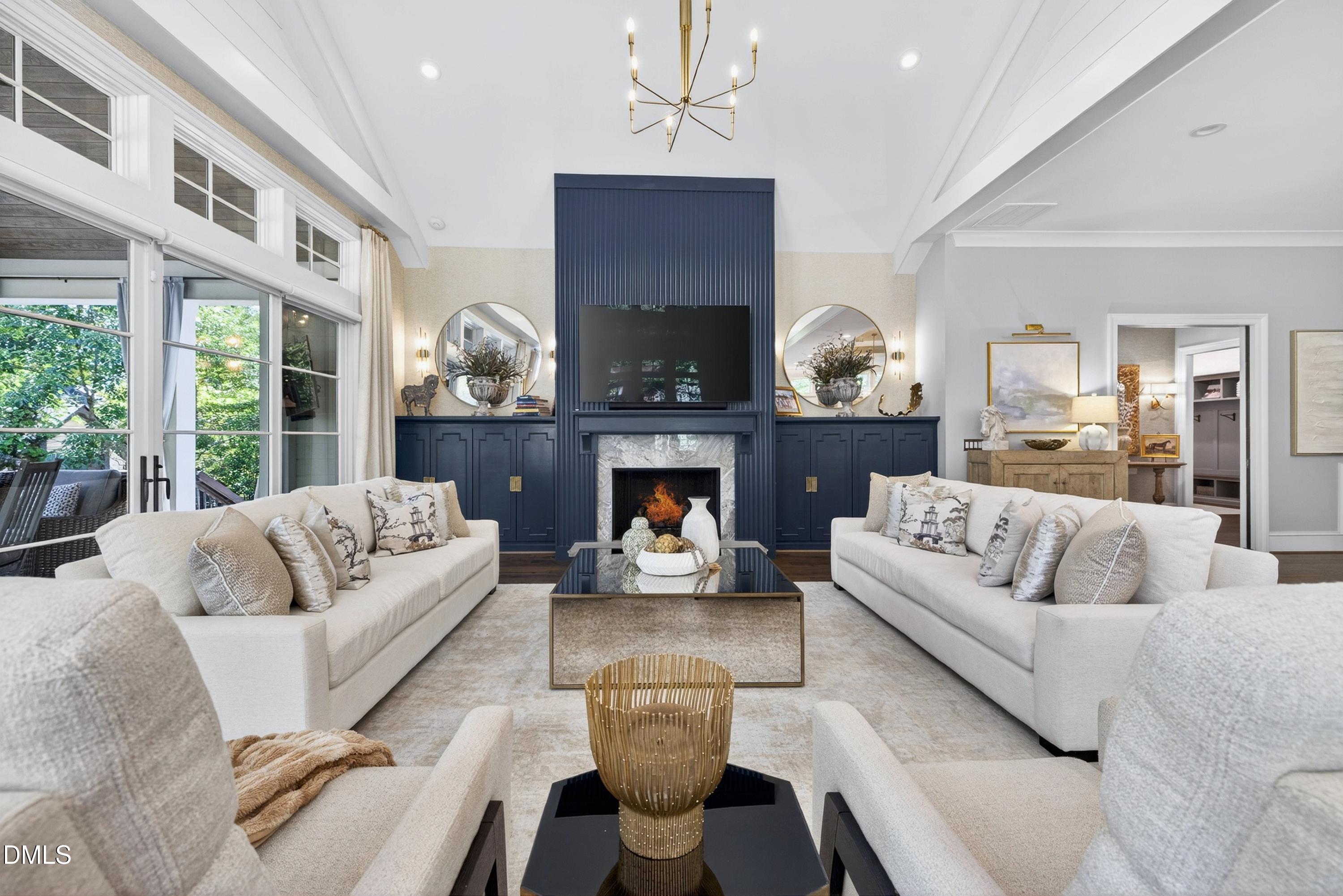 103 Dumbarton Court Property Photo 32
