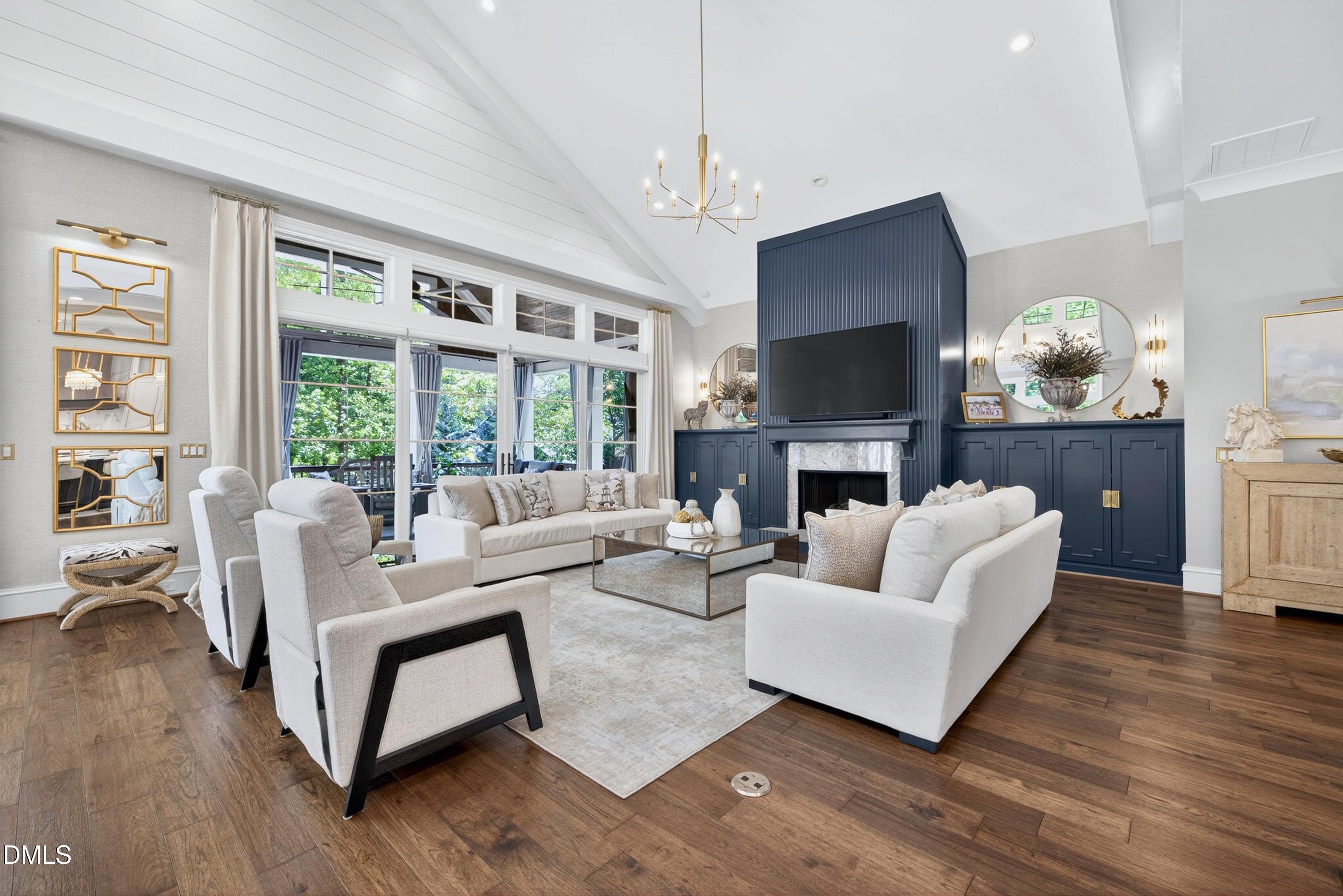103 Dumbarton Court Property Photo 37