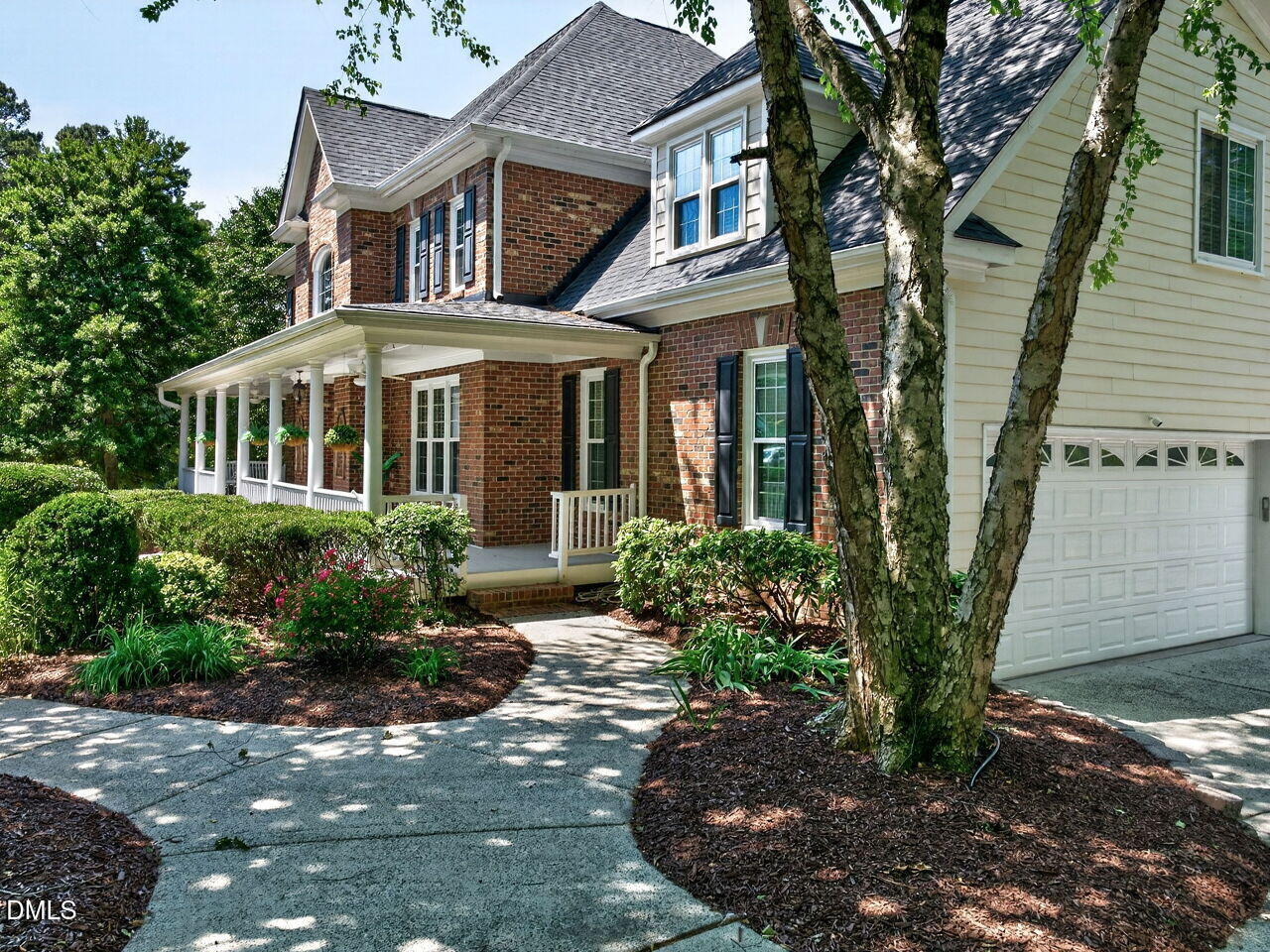 6101 Westglen Drive Property Photo 5
