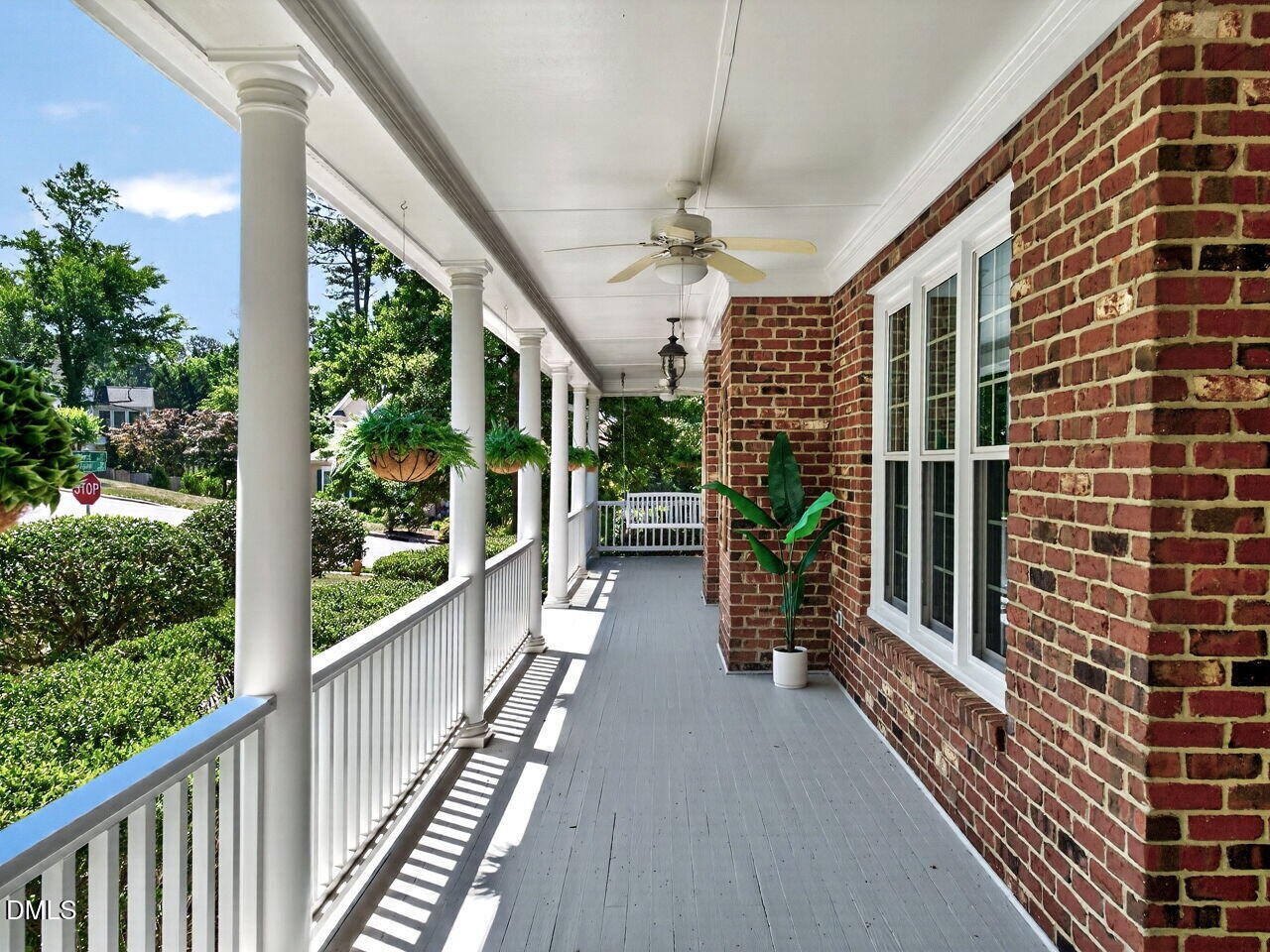 6101 Westglen Drive Property Photo 7