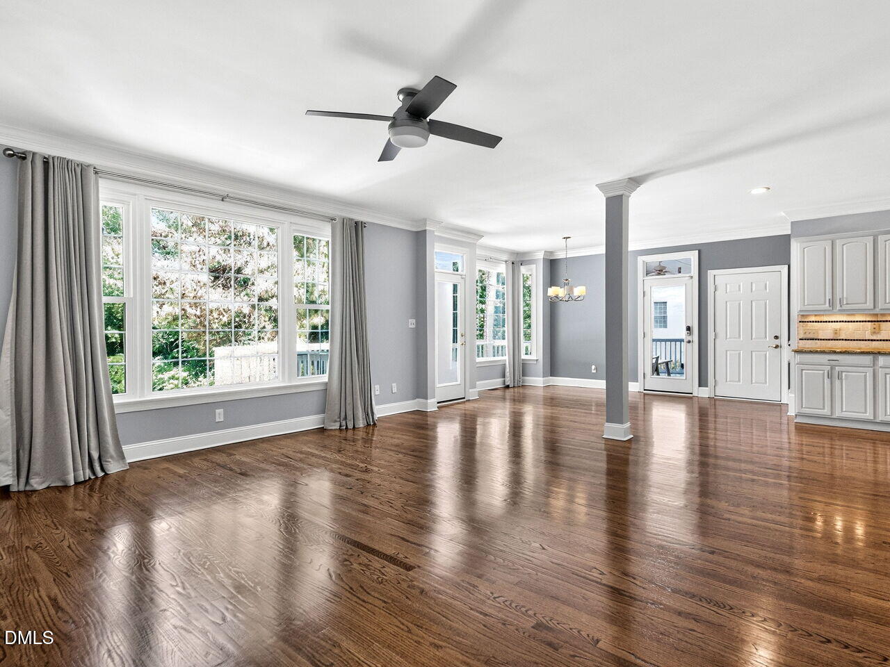 6101 Westglen Drive Property Photo 20