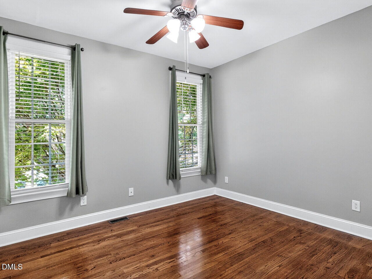 6101 Westglen Drive Property Photo 24