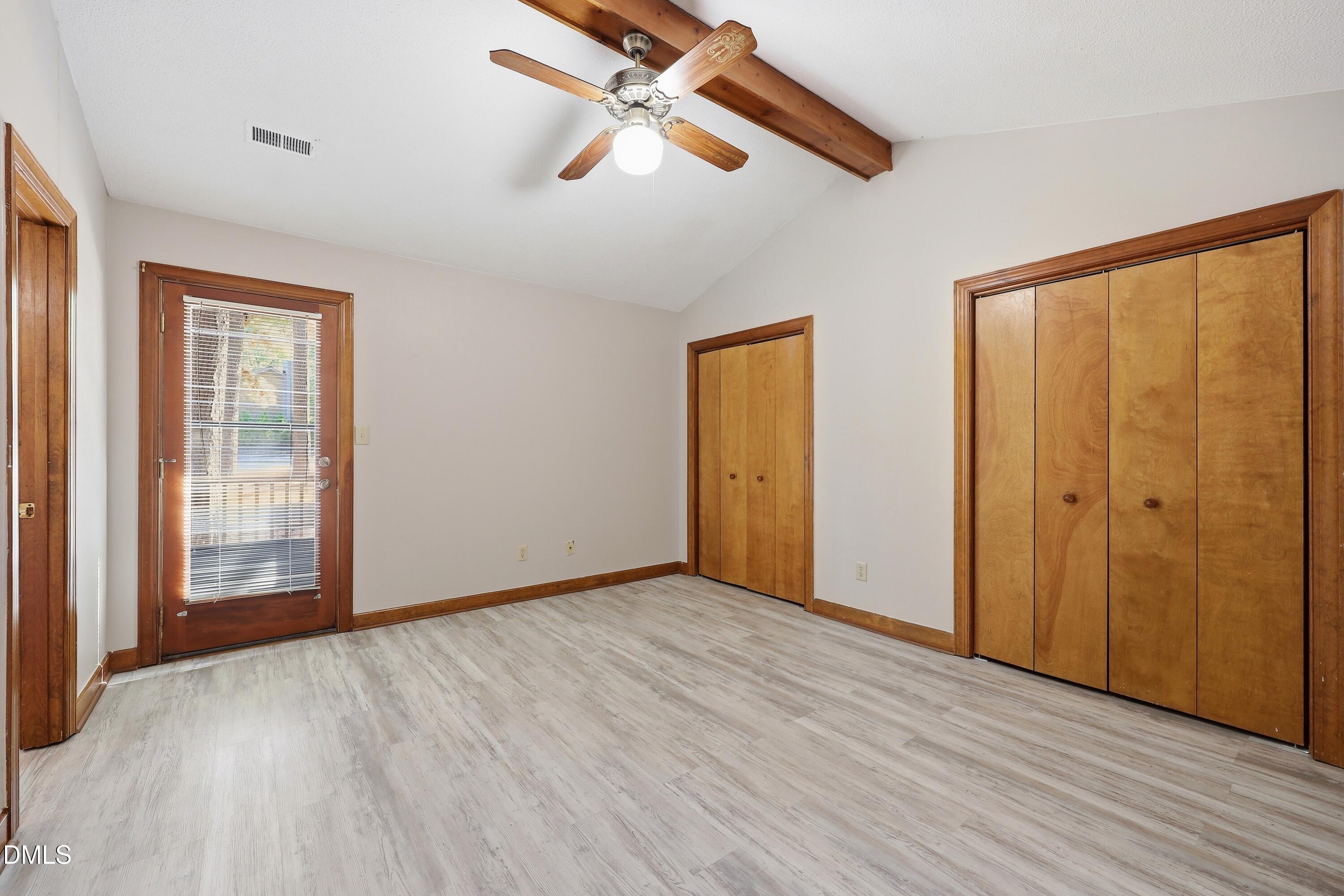 300 W Woodcroft Parkway Apt 26a Property Photo 16