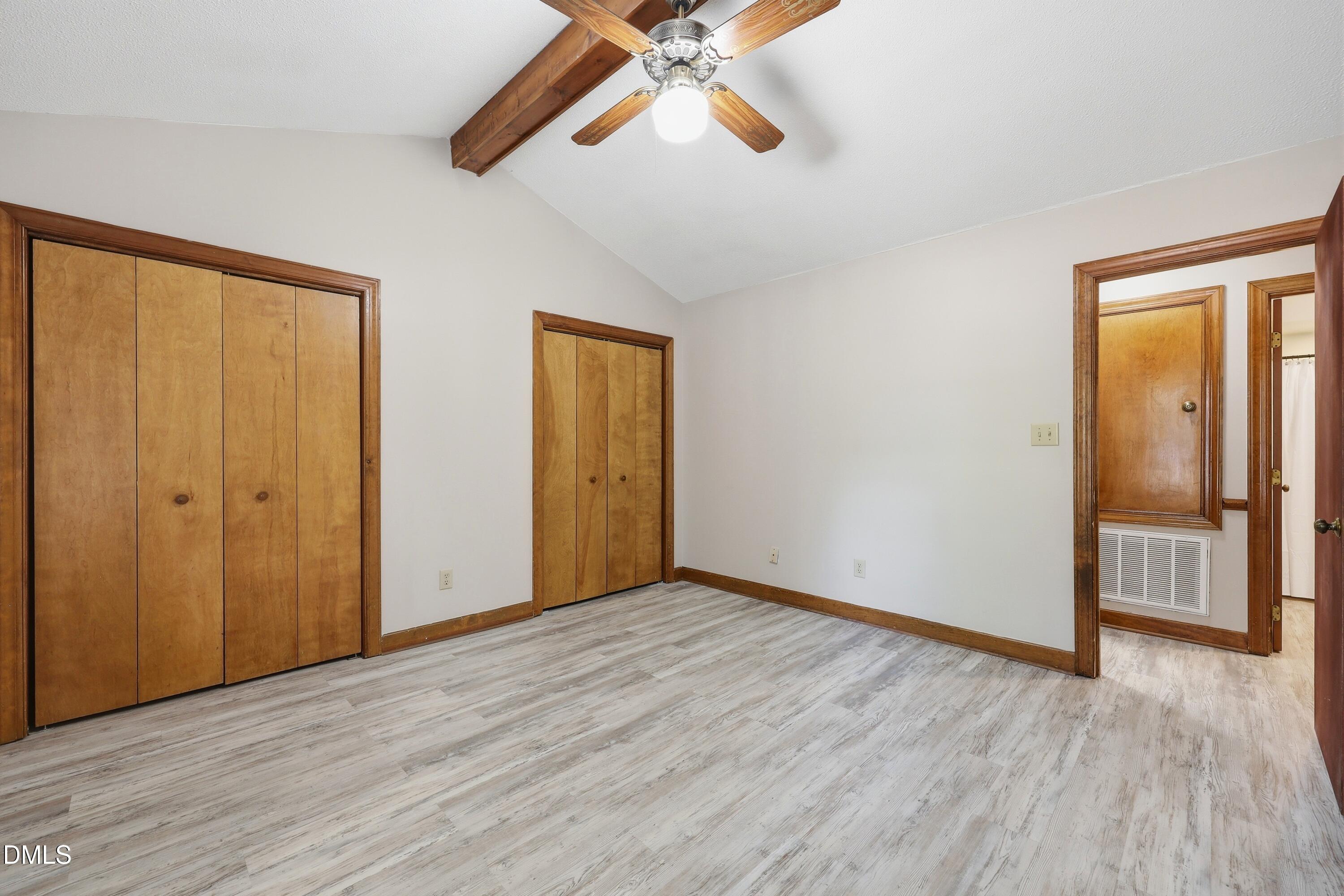 300 W Woodcroft Parkway Apt 26a Property Photo 18