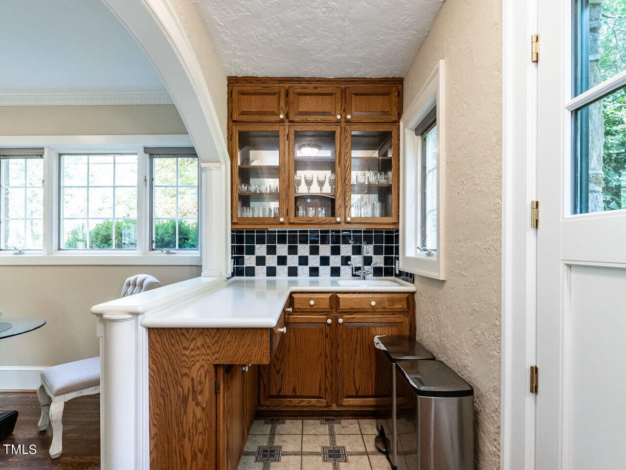 2501 Kenmore Drive Property Photo 21