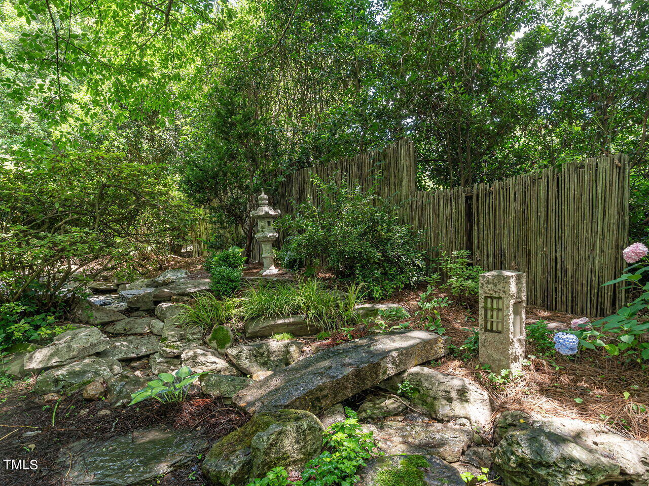 2501 Kenmore Drive Property Photo 54