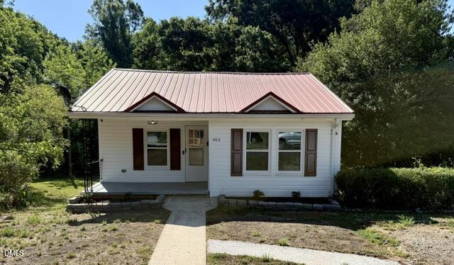 302 Broad Street Property Photo 1