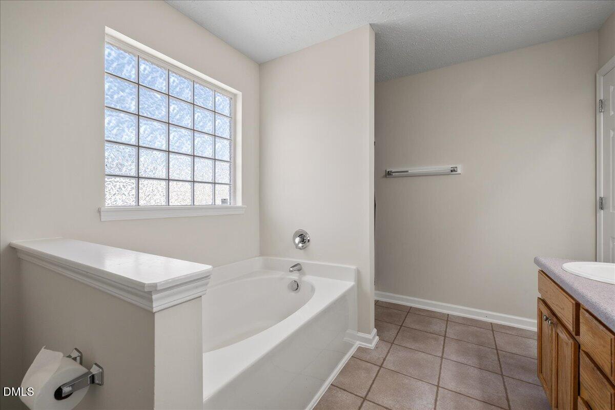 1905 Spring Creek Drive Property Photo 24